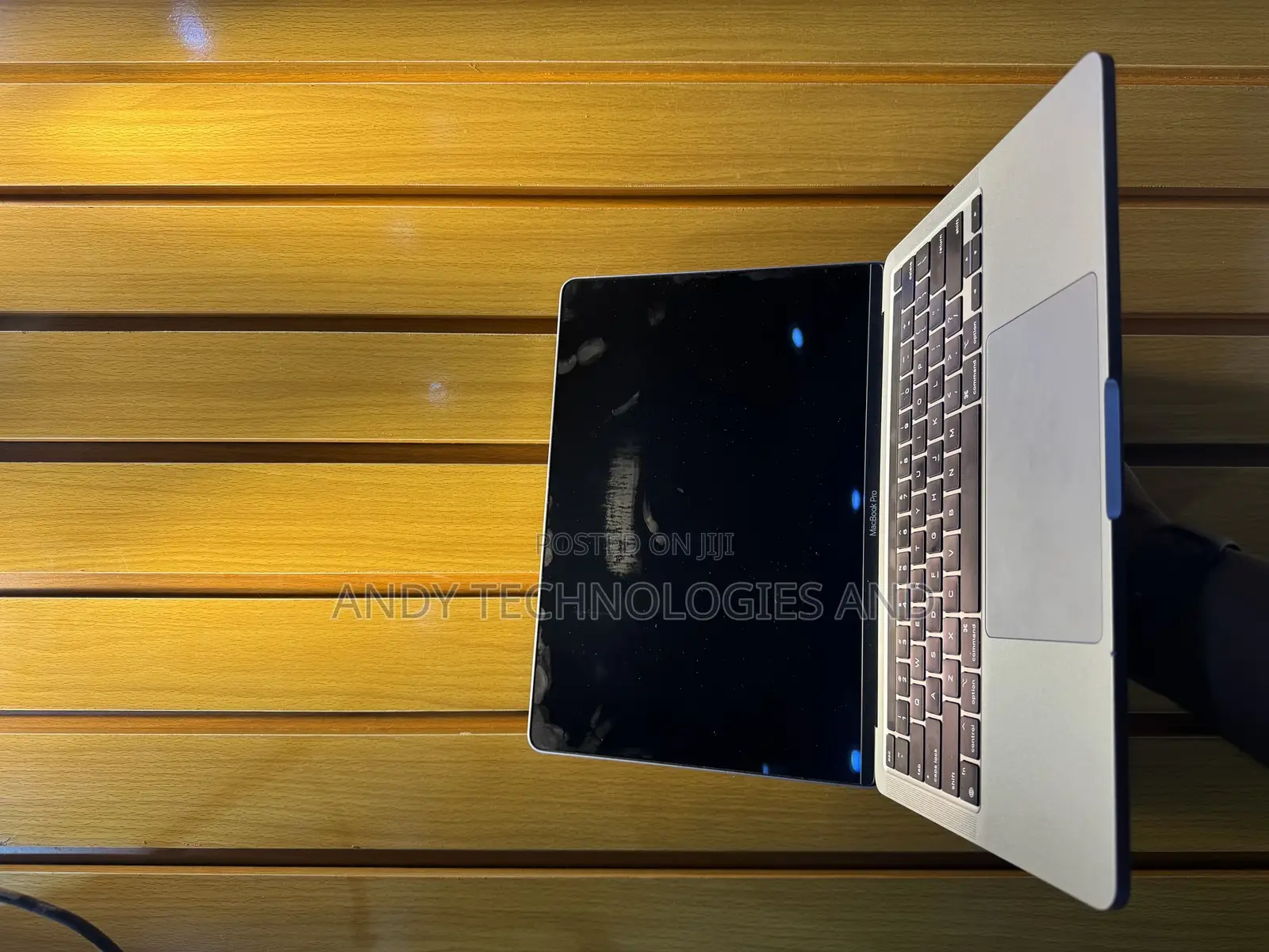Laptop Apple MacBook Pro 2020 M1 16GB Apple M1 SSD 512GB