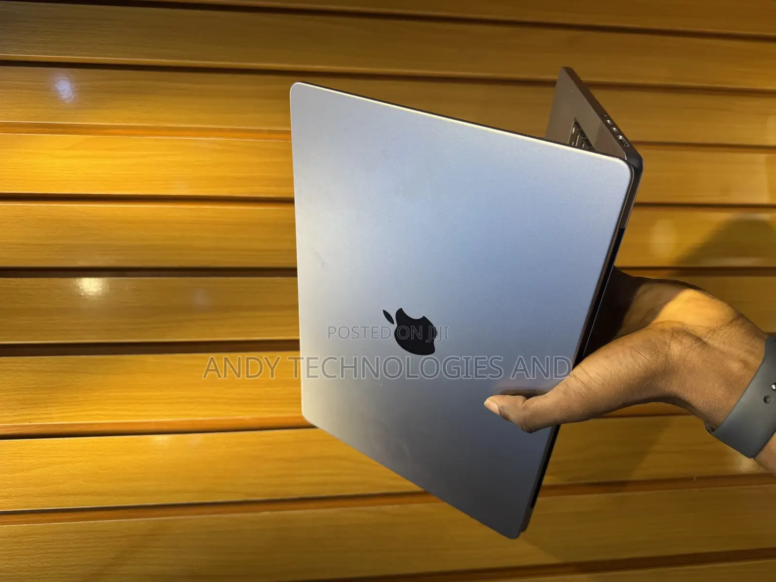 Laptop Apple MacBook Pro 16GB Apple M1 Pro SSD 512GB