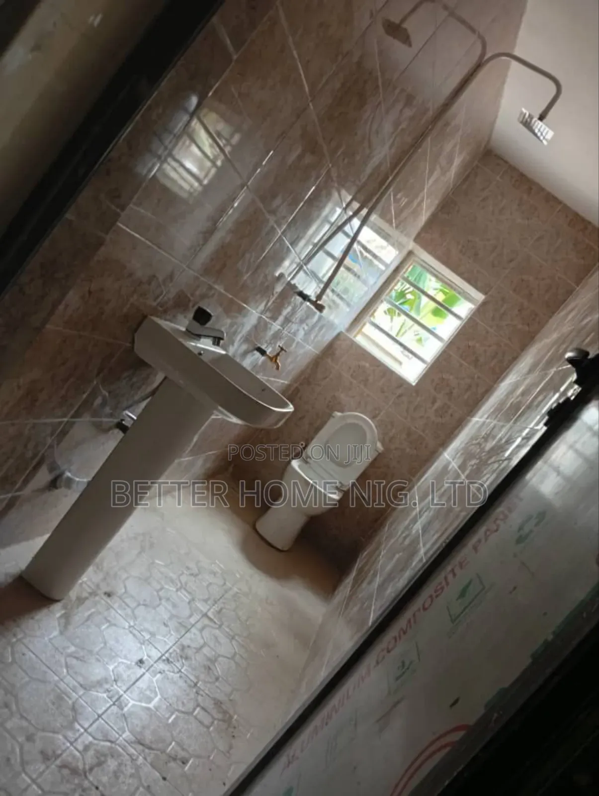 2bdrm Block of Flats in Adeoje, Akala Express for sale