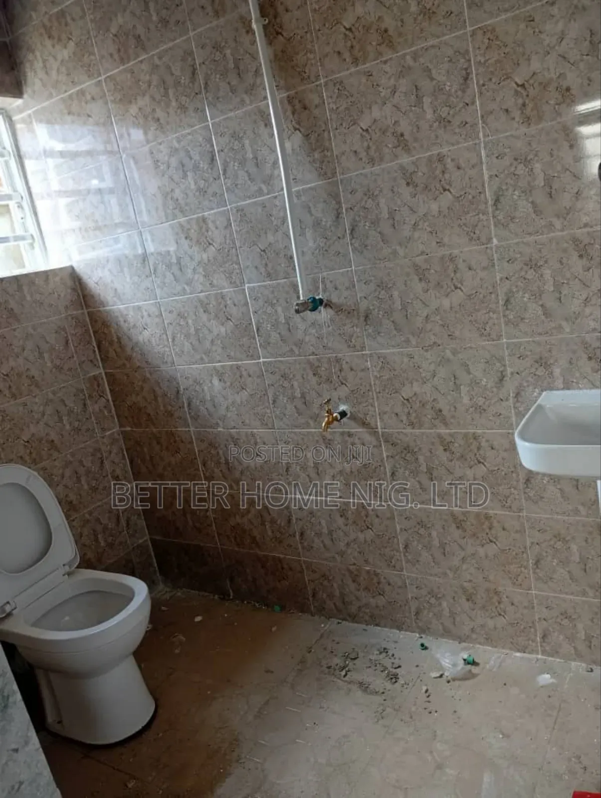 2bdrm Block of Flats in Adeoje, Akala Express for sale