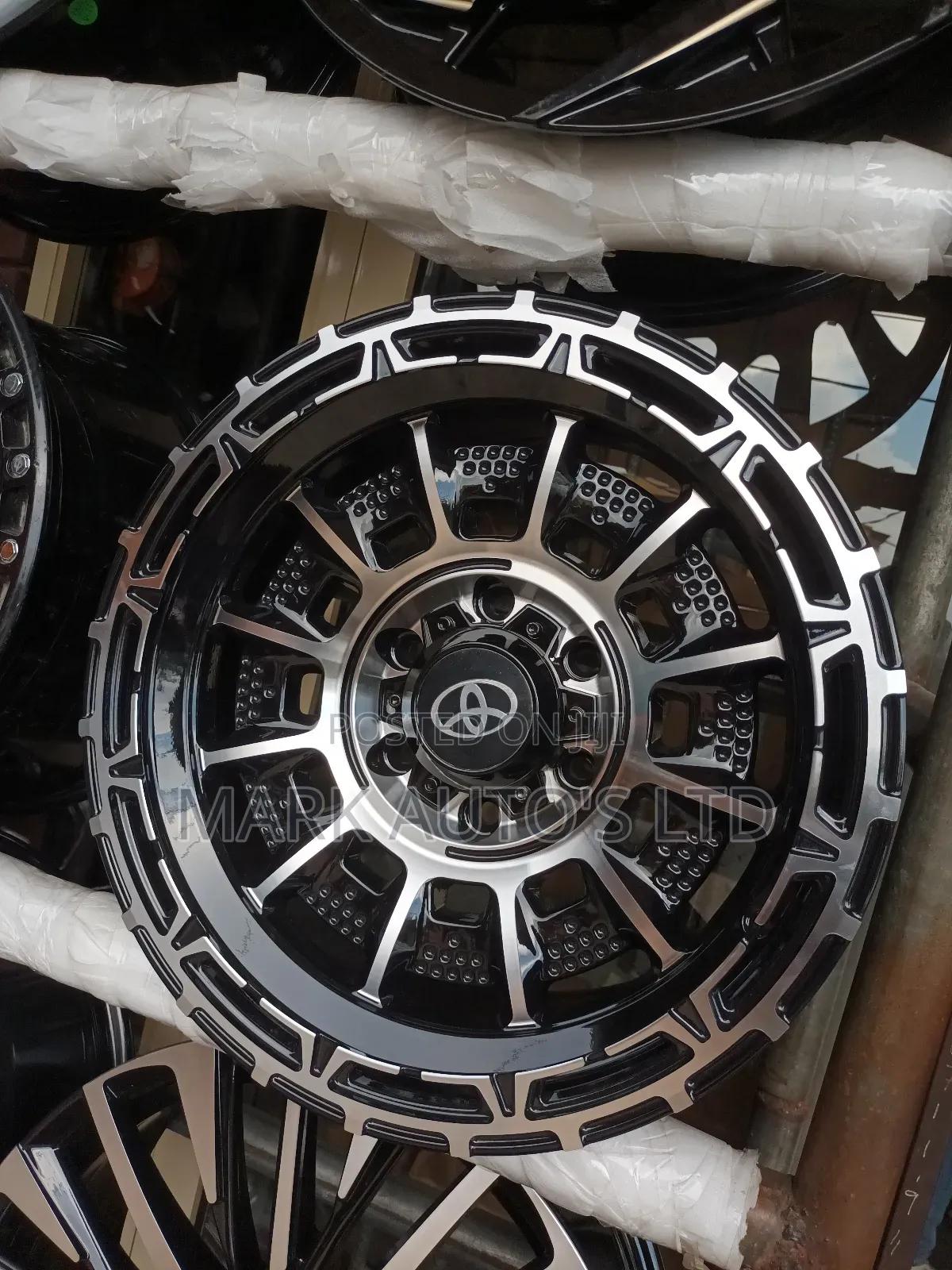 18rim Toyota Hilux 2022