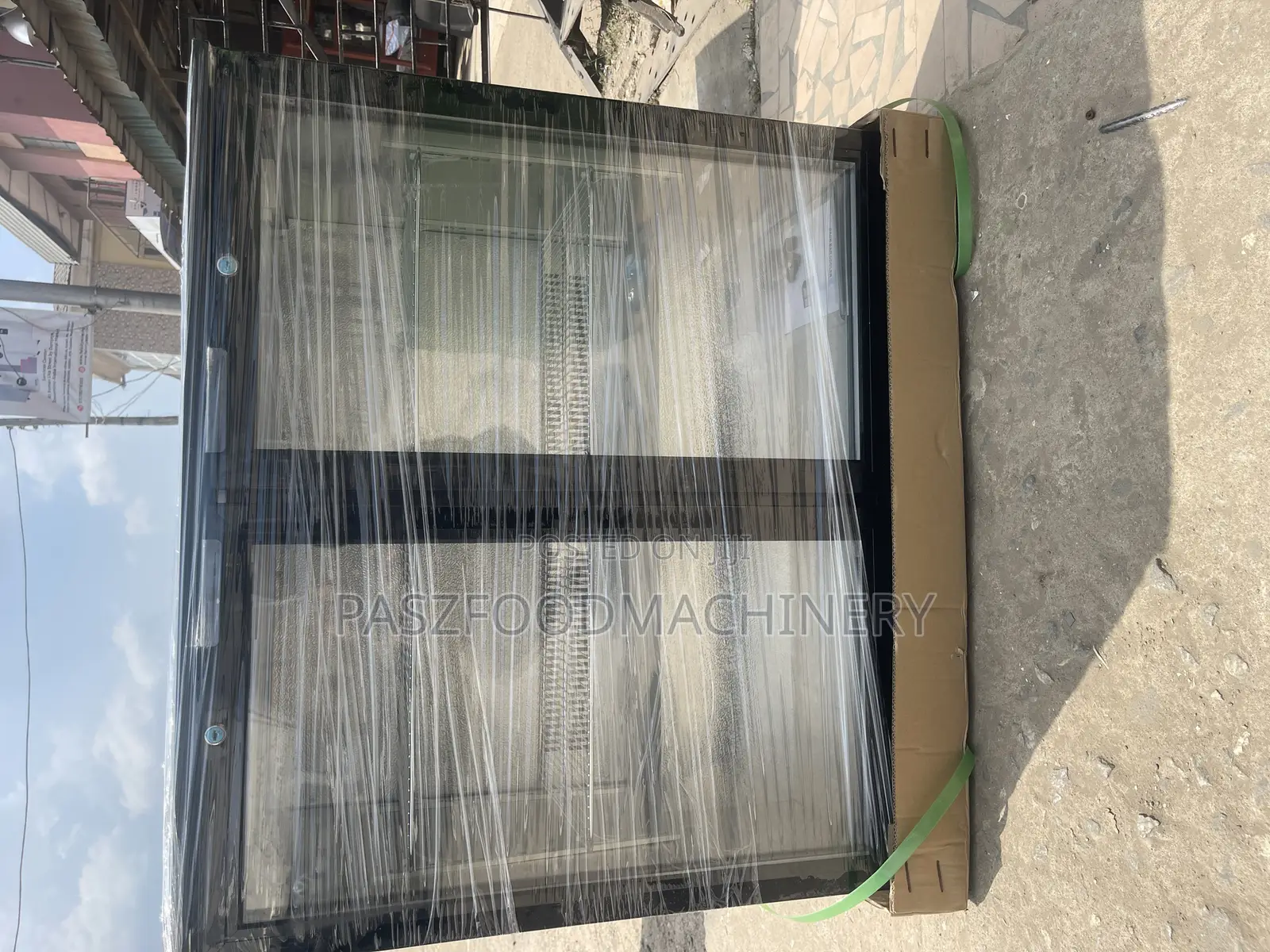 Double Doors Wine Display Chiller