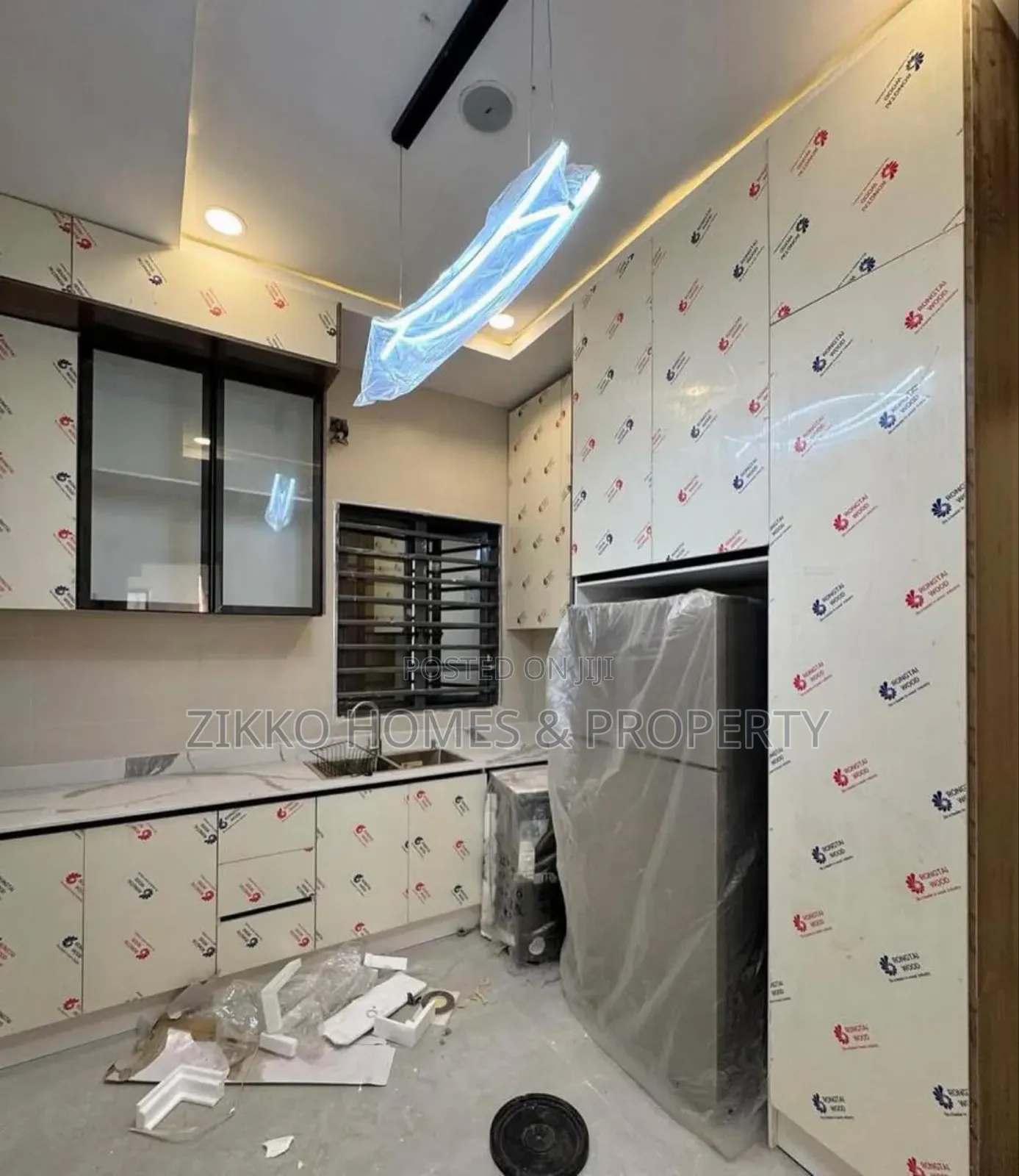 2bdrm Apartment in Lekki for sale