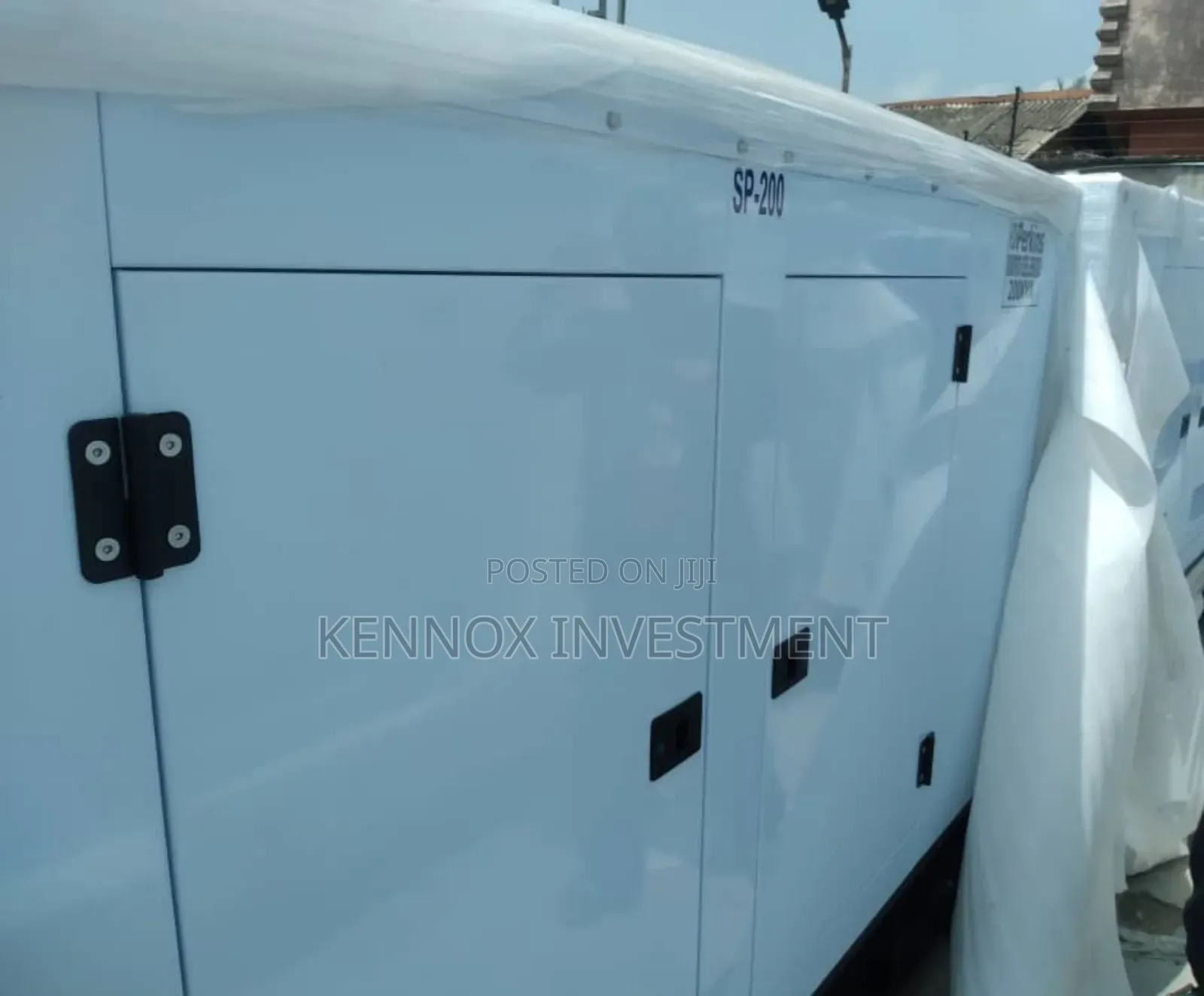 Top Notch 200kva Perkins Soundproof Generator