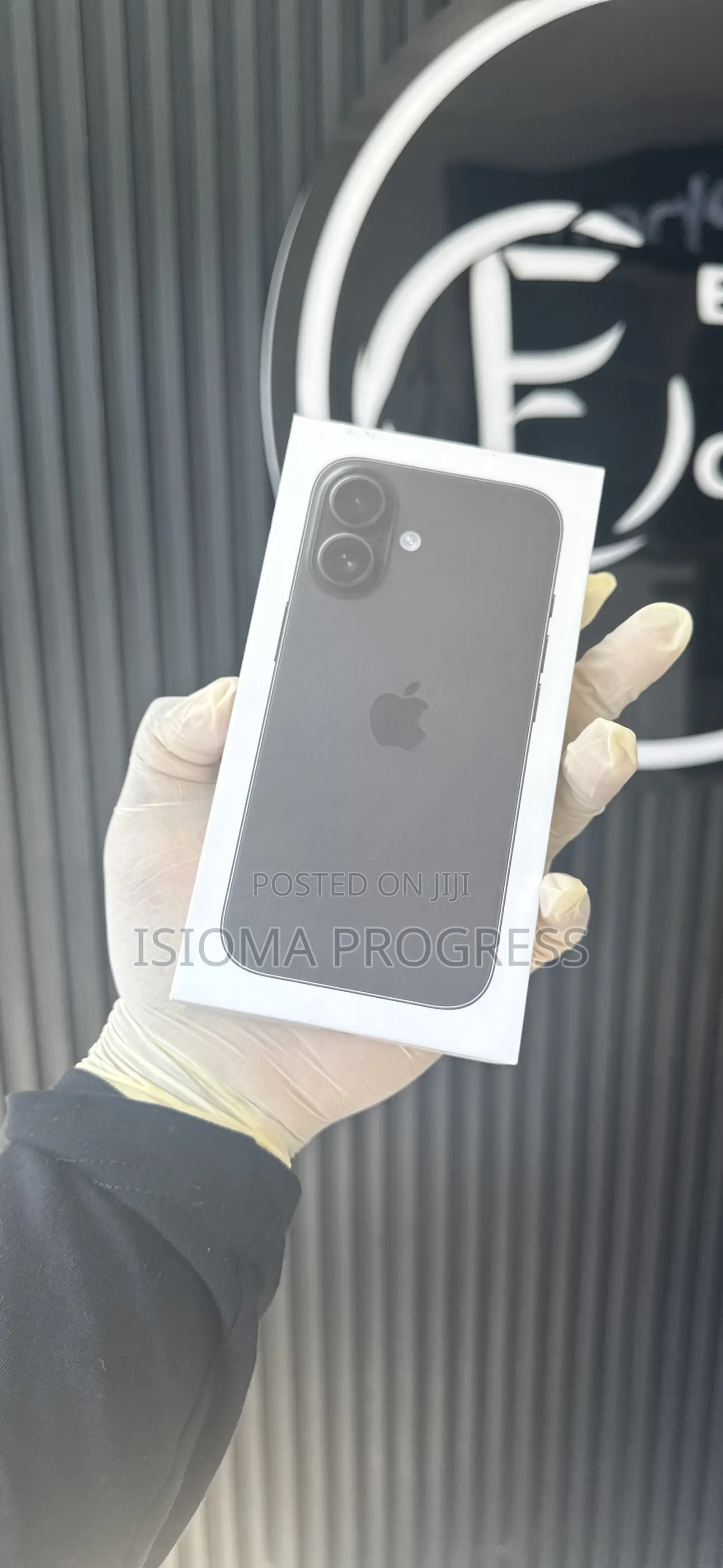 New Apple iPhone 16 128 GB Black