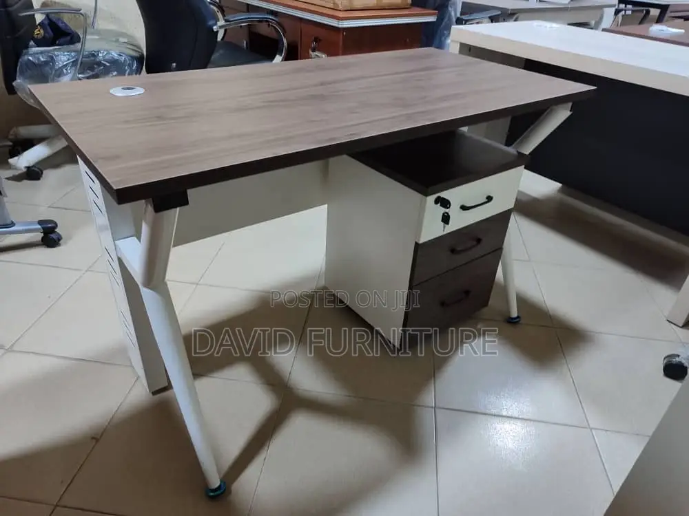 Top Notch Mobile Drawer Desk