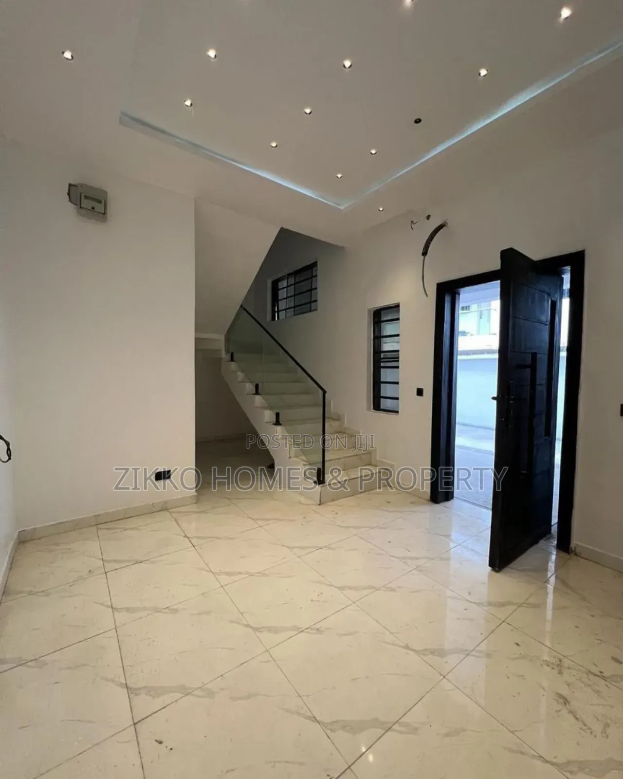 4bdrm Townhouse/Terrace in Lekki for sale