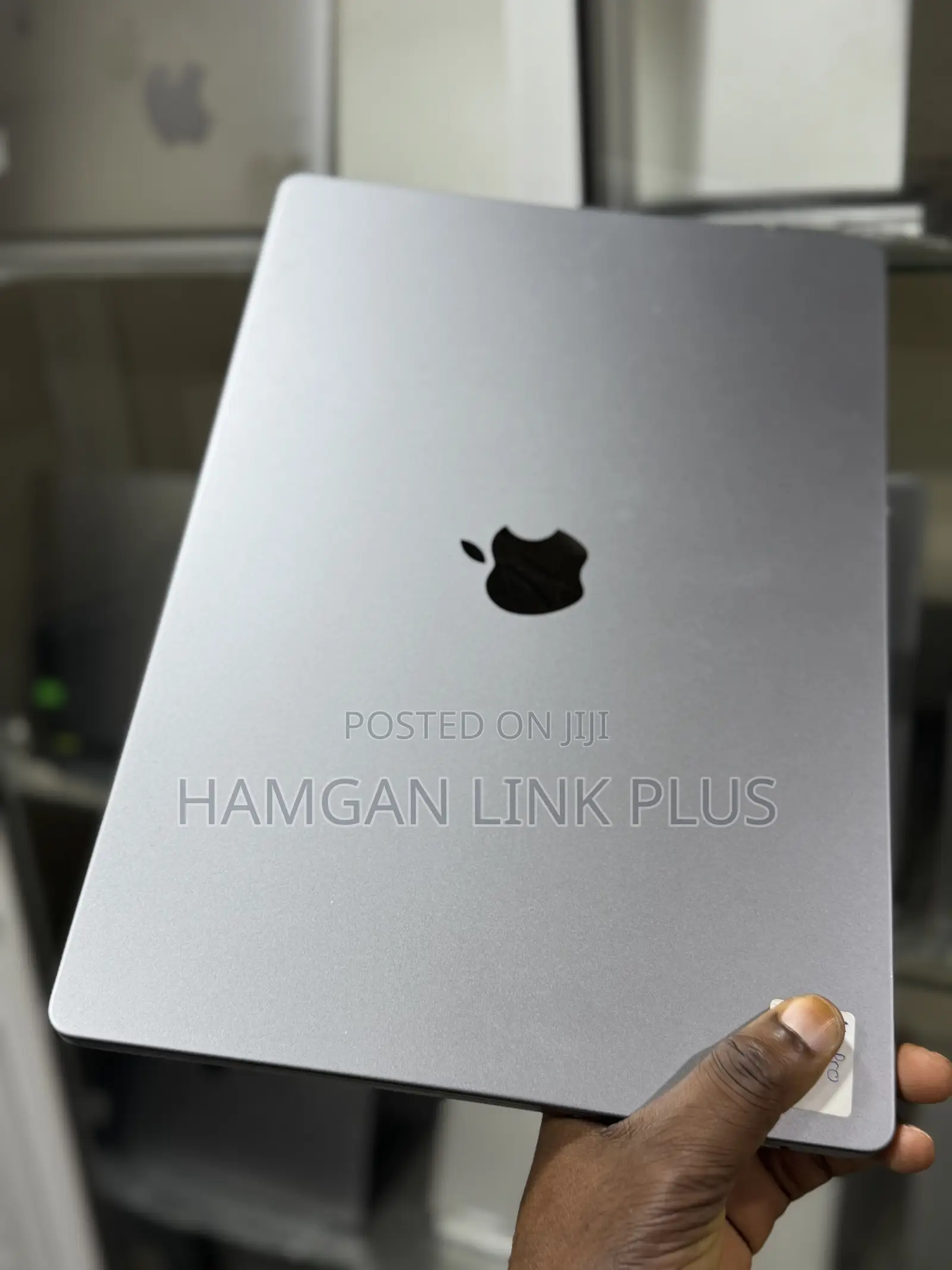 Laptop Apple MacBook Pro 2021 M1 16GB Apple M1 Pro SSD 512GB