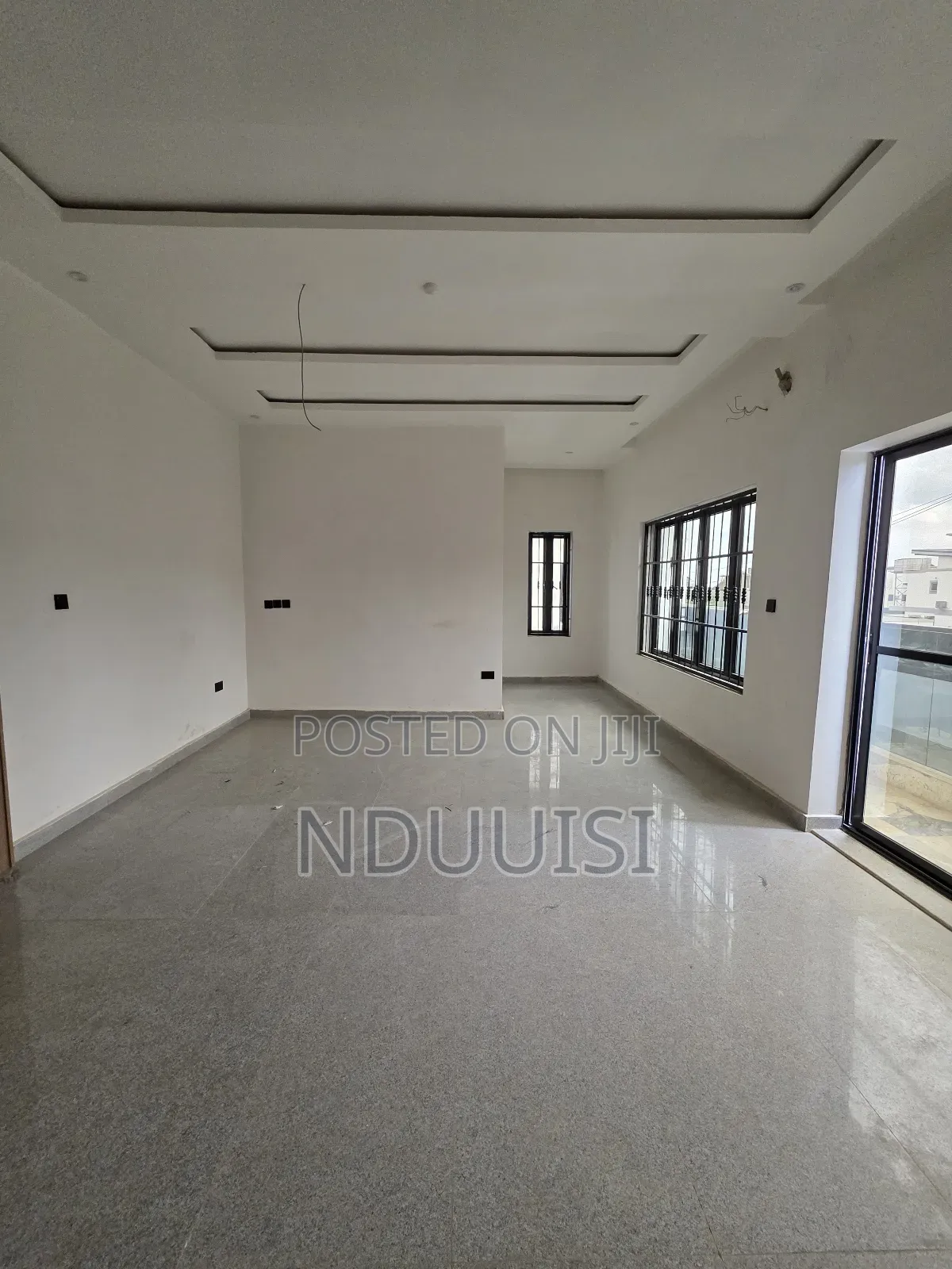 5bdrm Duplex in Asokoro for sale