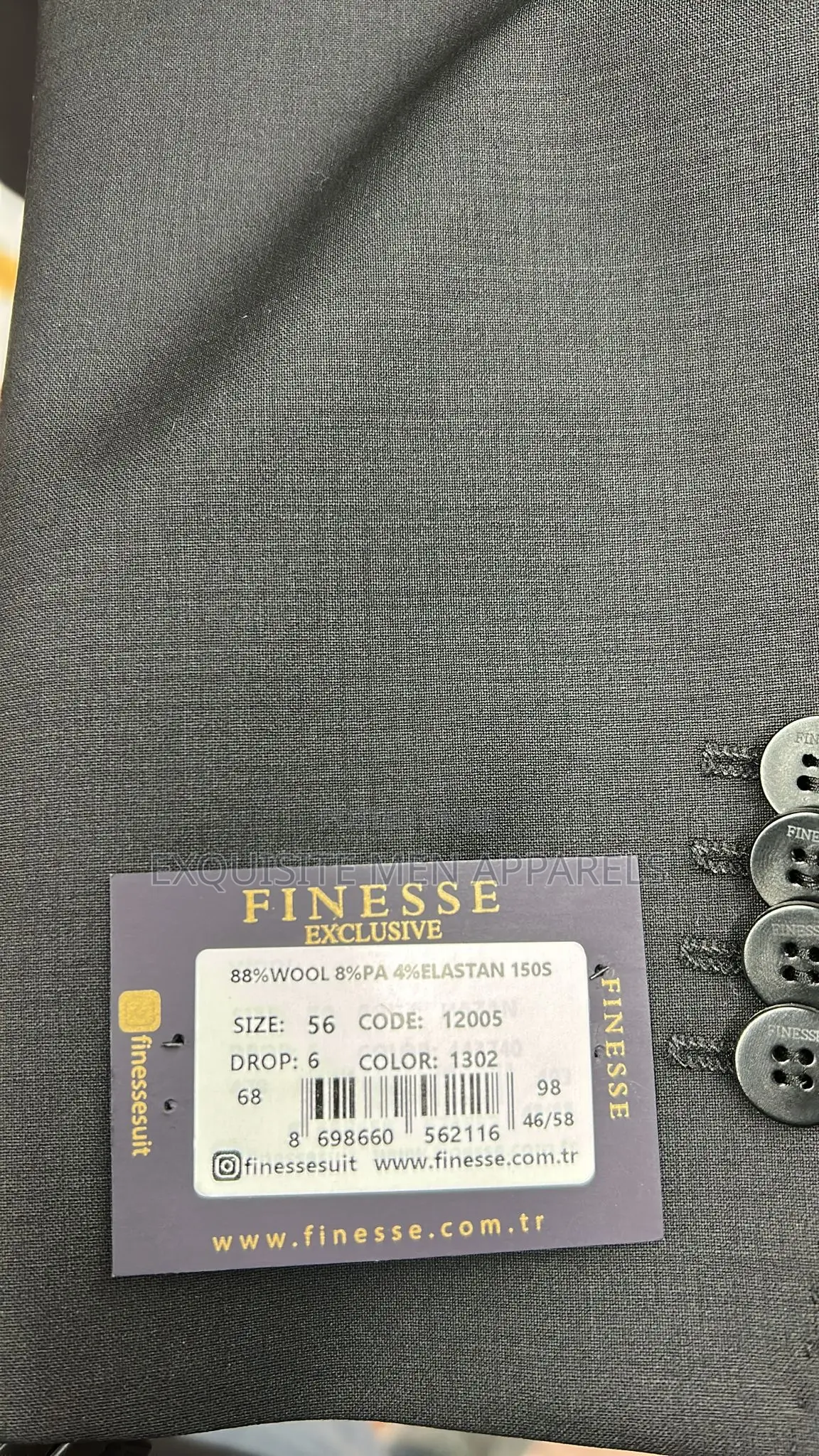 Italian Cashmere Fabric Finesse Men’S Suit