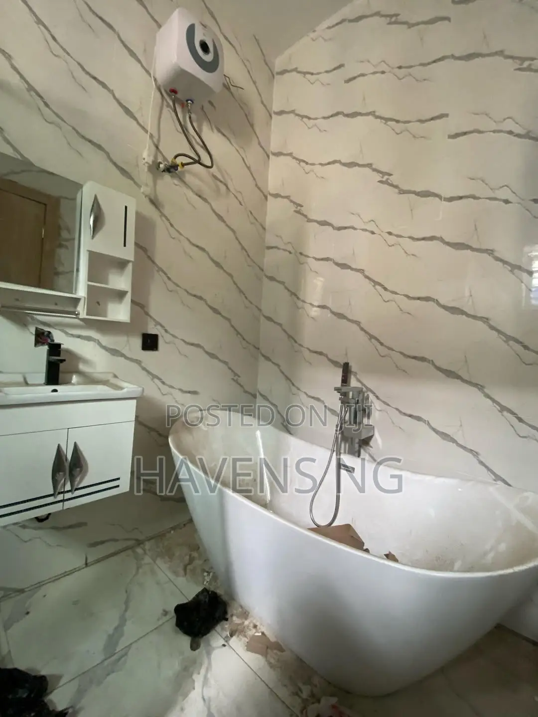 5bdrm Duplex in Abraham Adesanya Estate for sale