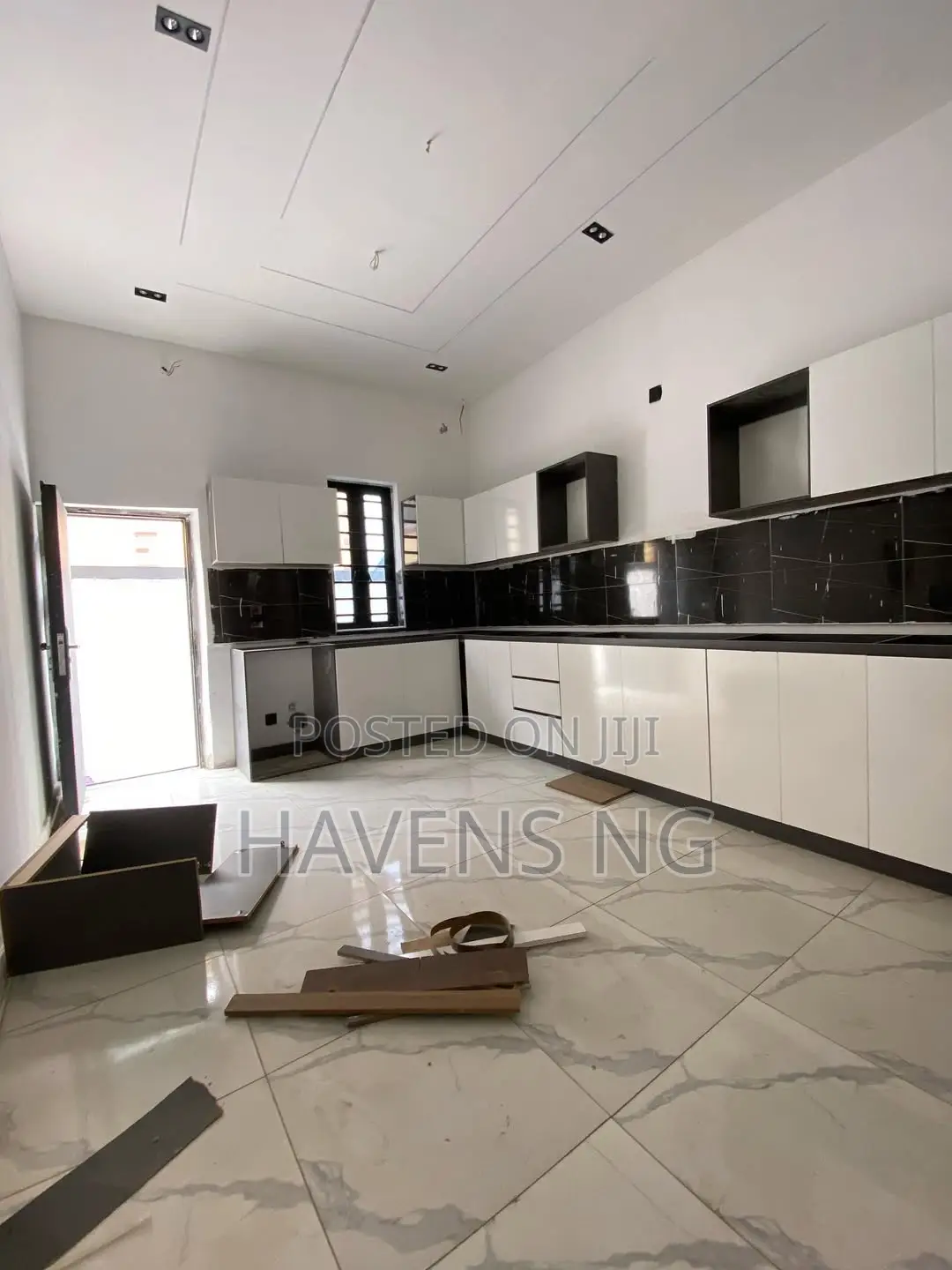 5bdrm Duplex in Abraham Adesanya Estate for sale
