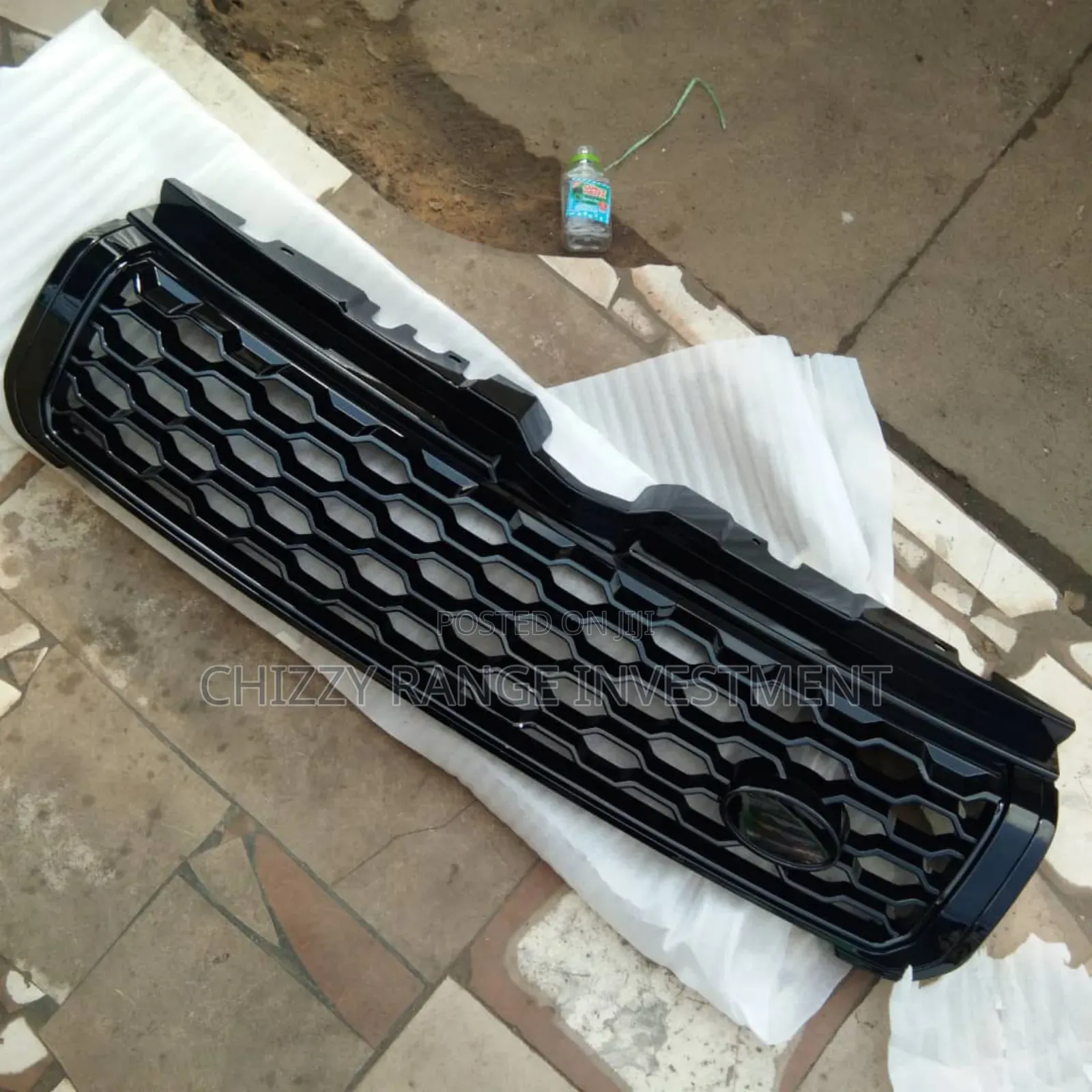 Land Rover Evoque 2018 Front Grill