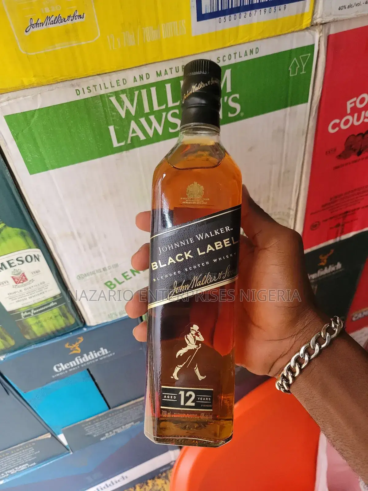 Johnnie Walker Black Label 700ml – By 12 Bottles (Original)