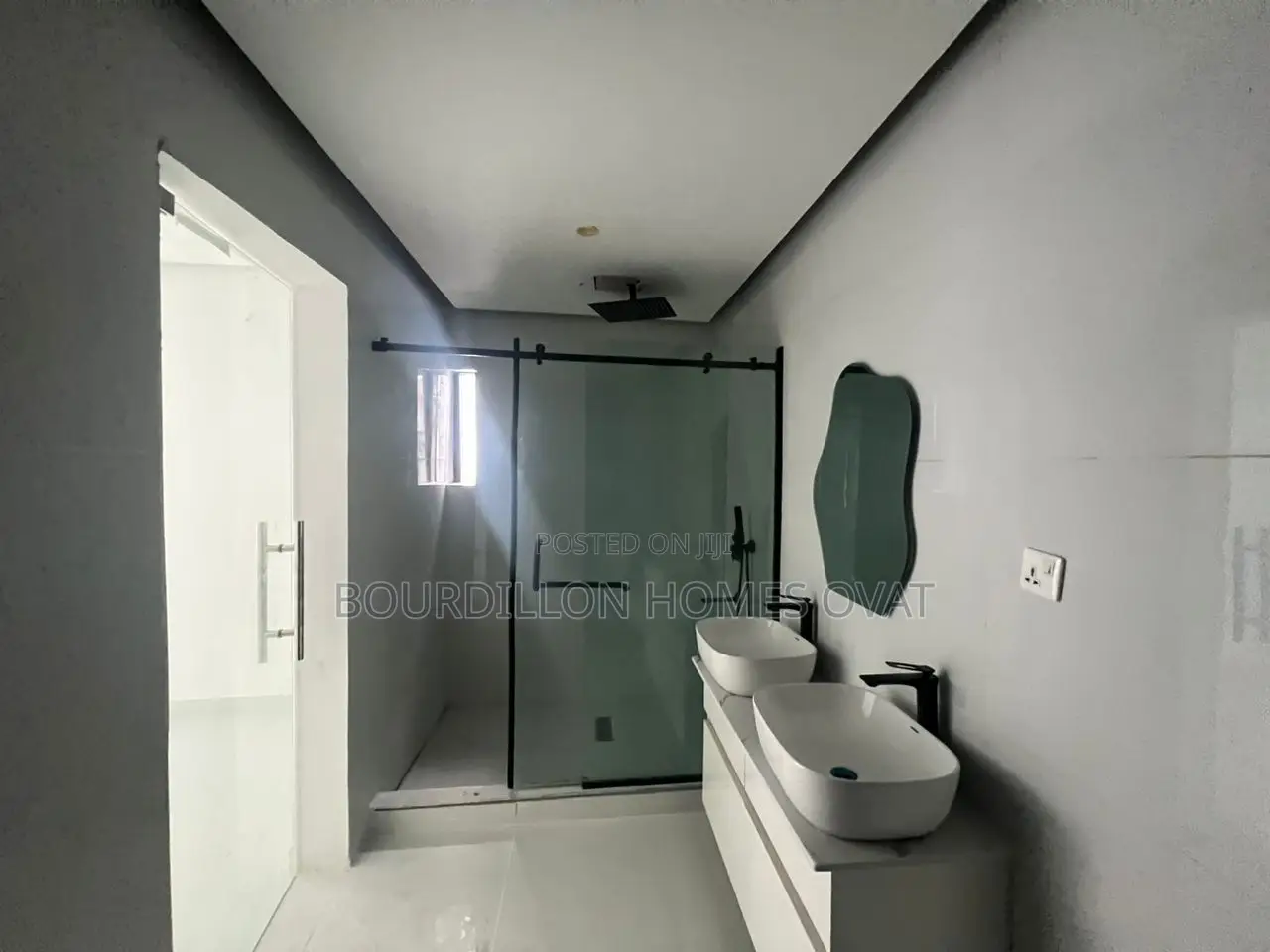 4bdrm Duplex in Ikate for sale