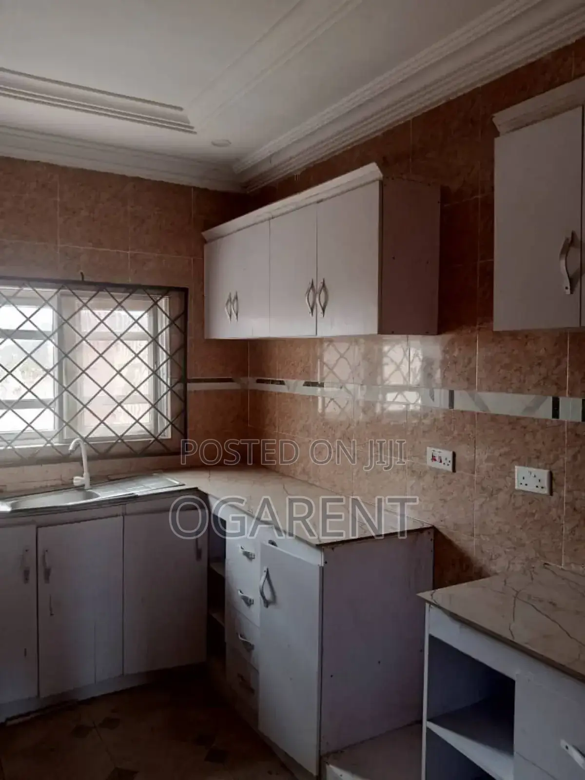 3bdrm Apartment in Benin City for rent