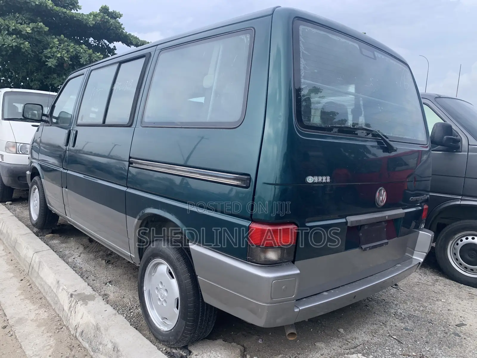 Volkswagen Transporter 2005 Green