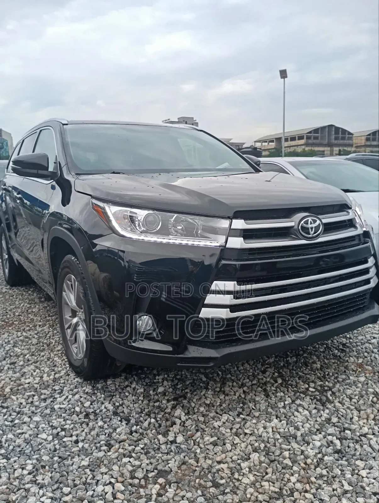 Toyota Highlander XLE 4x4 V6 (3.5L 6cyl 8A) 2018 Black