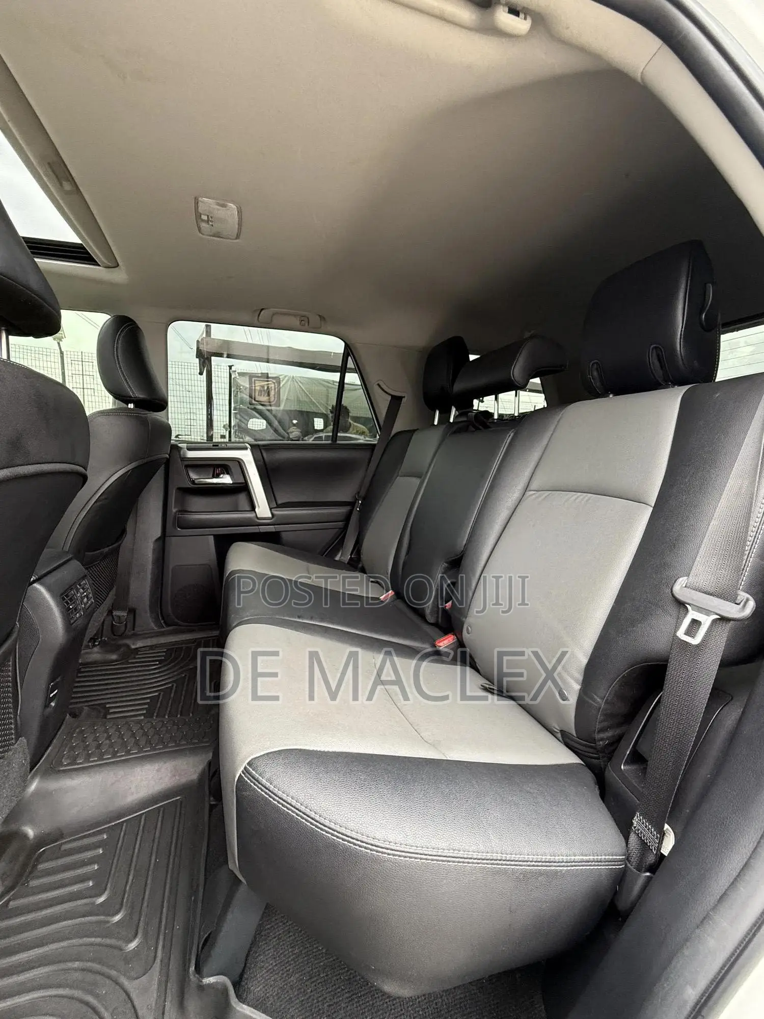 Toyota 4-Runner SR5 4dr SUV (4.0L 6cyl 5A) 2015 White
