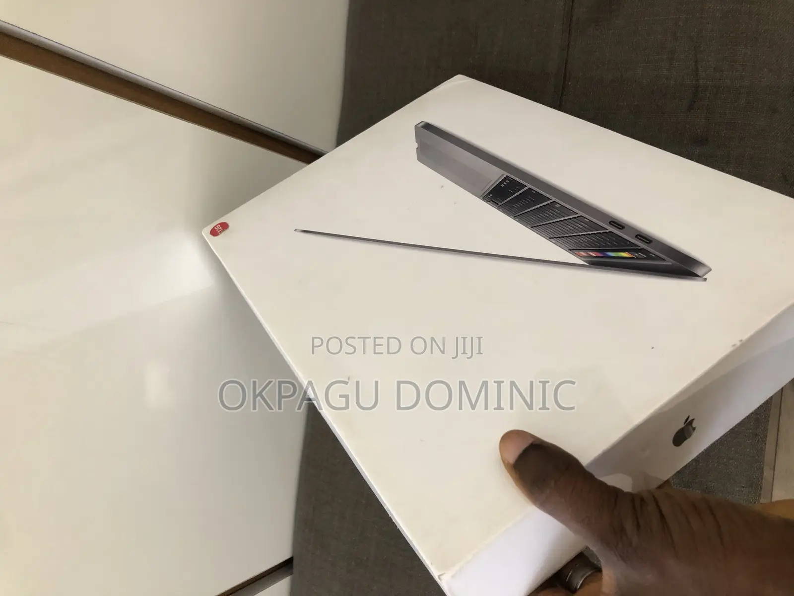 Laptop Apple MacBook Pro 2020 8GB Apple M1 SSD 512GB