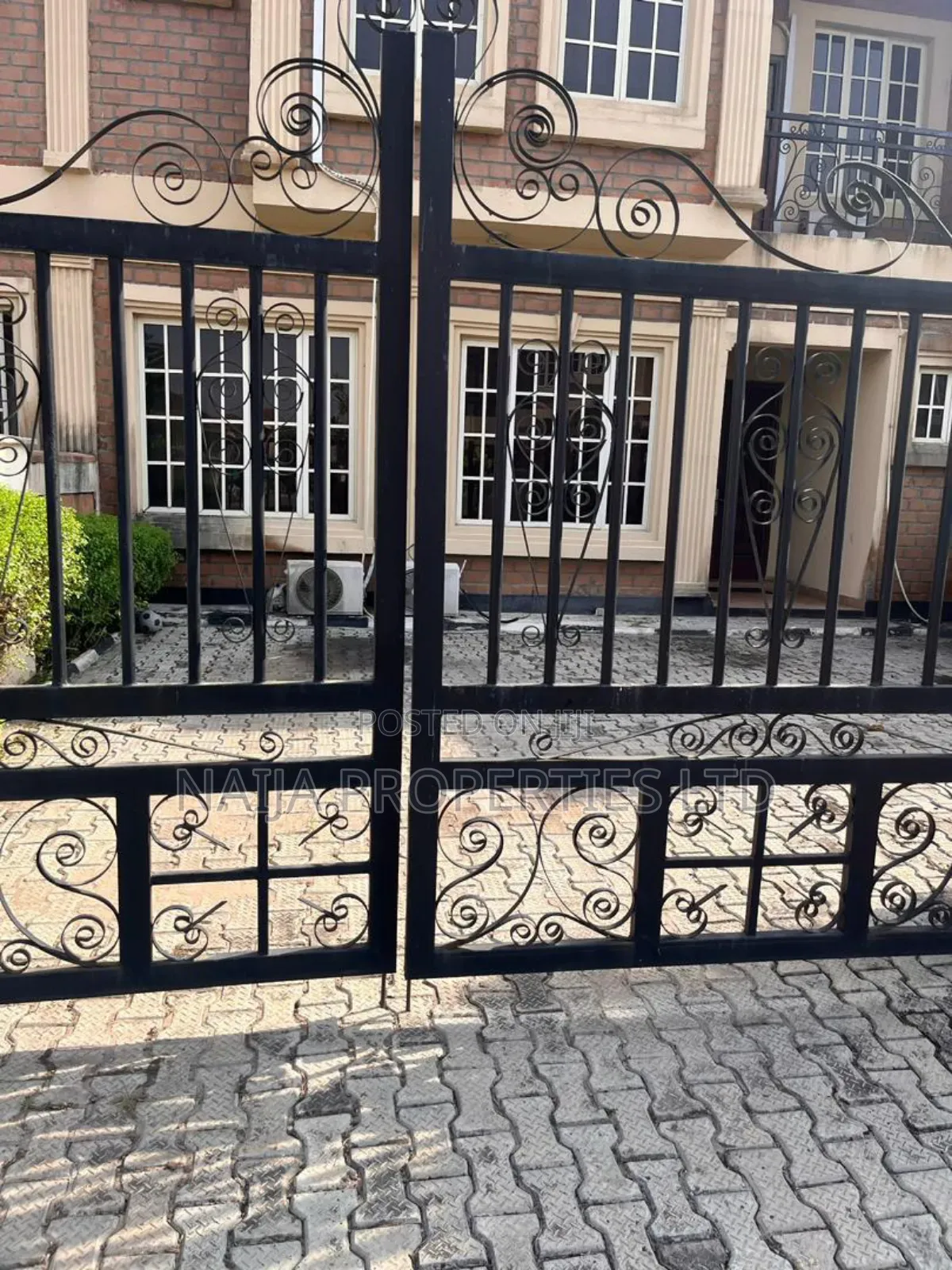 4bdrm Duplex in Amen Estate, Eleko for sale