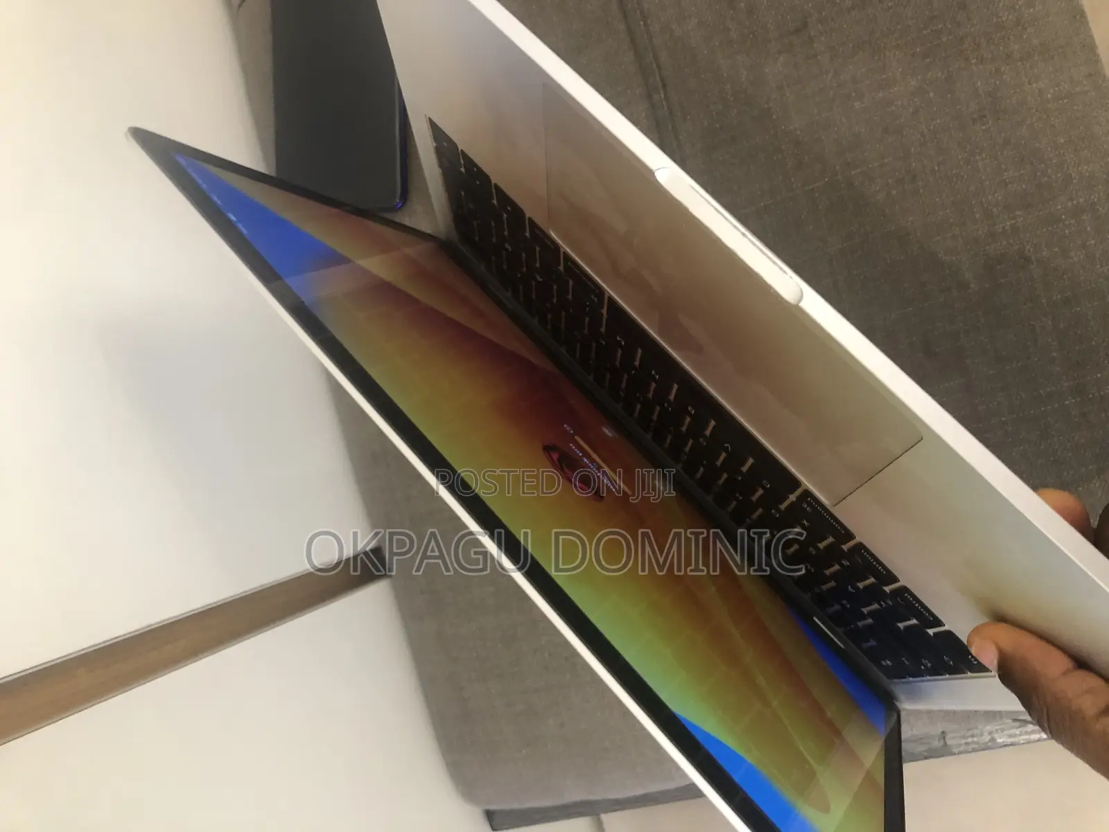 Laptop Apple MacBook Pro 2017 8GB Intel Core I5 SSD 256GB
