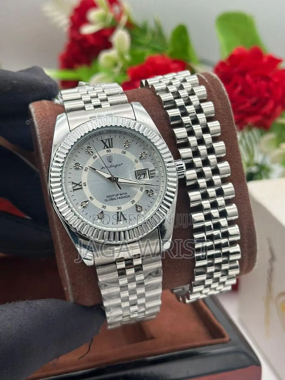 Poedagar Watch With Hand Chain