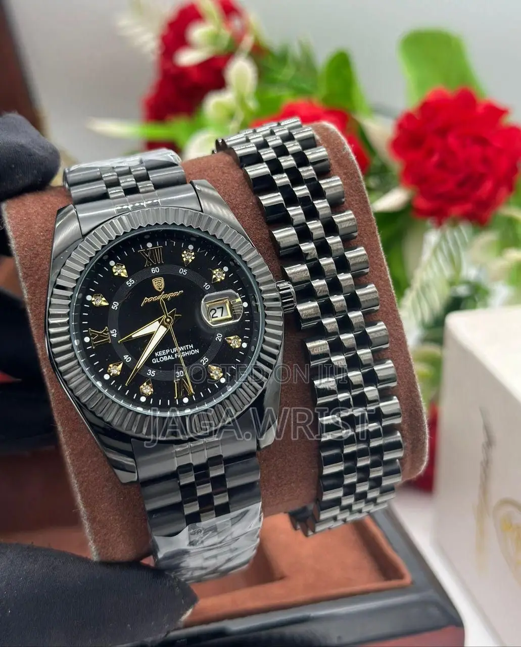 Poedagar Watch With Hand Chain
