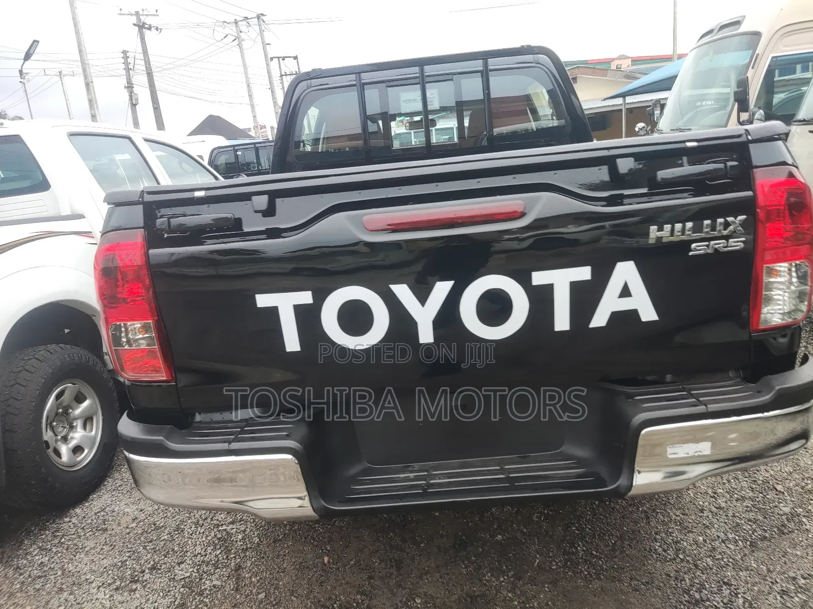 Toyota Hilux SR5 4x4 2018 Black