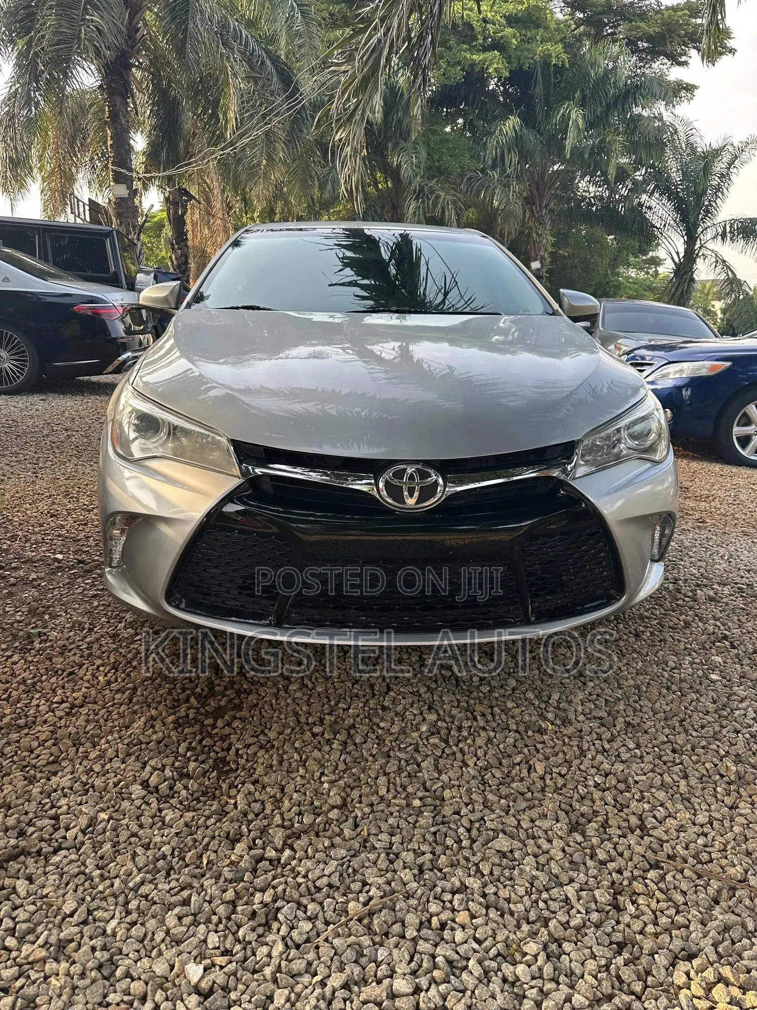 Toyota Camry LE 4dr Sedan (2.5L 4cyl 6A) 2016 Silver