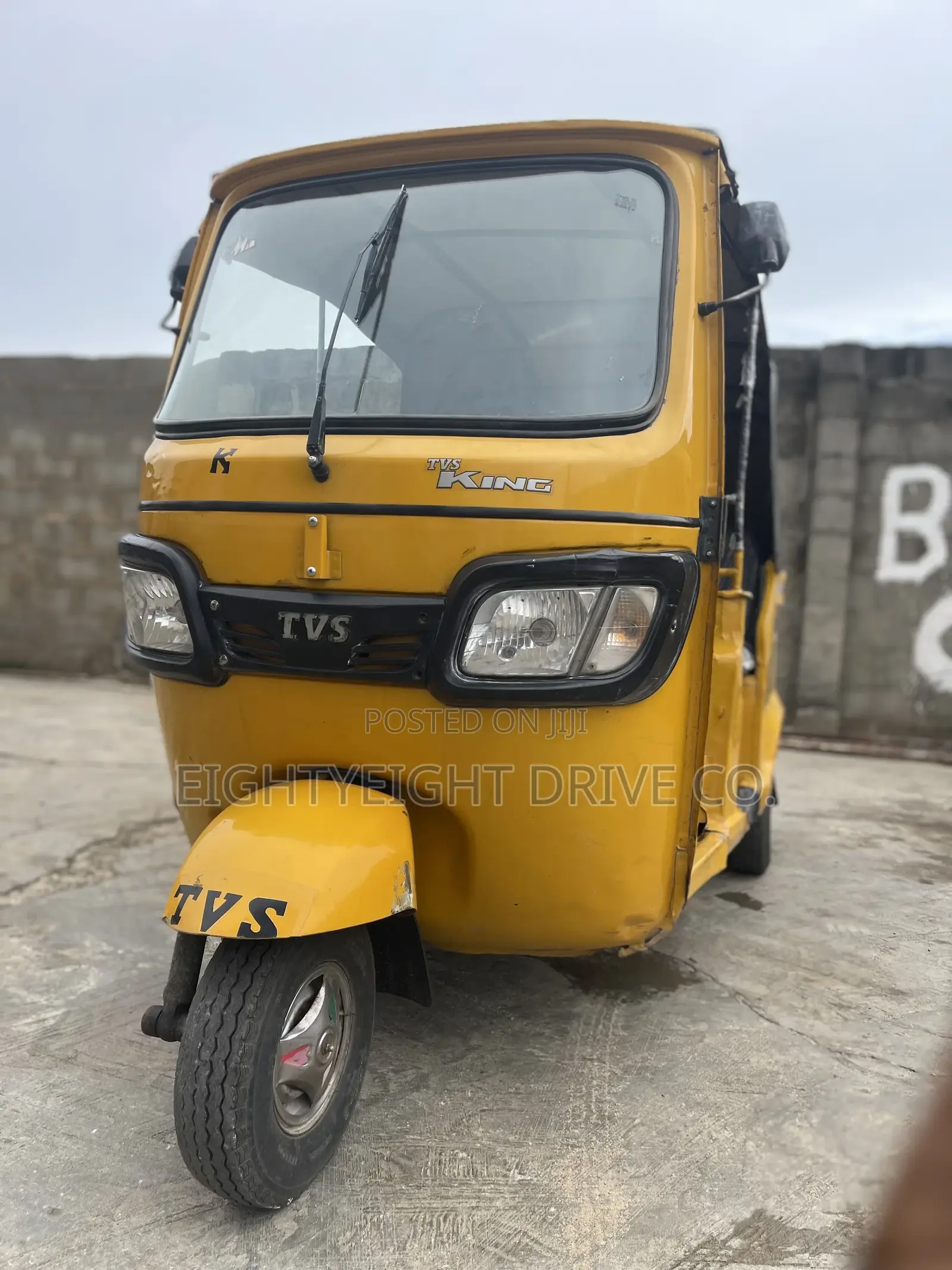 TVS King Deluxe Plus iTouch Start 2024 Yellow