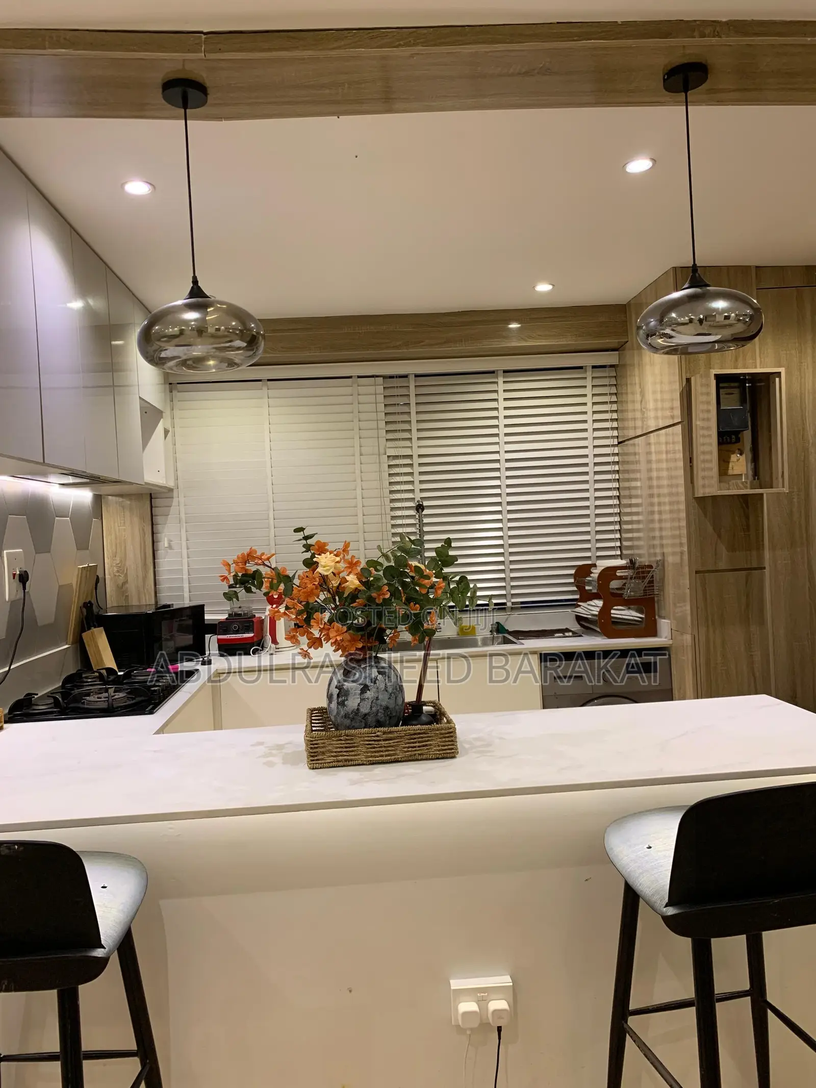 Luxury Water Frontthree Bedroom Apartment