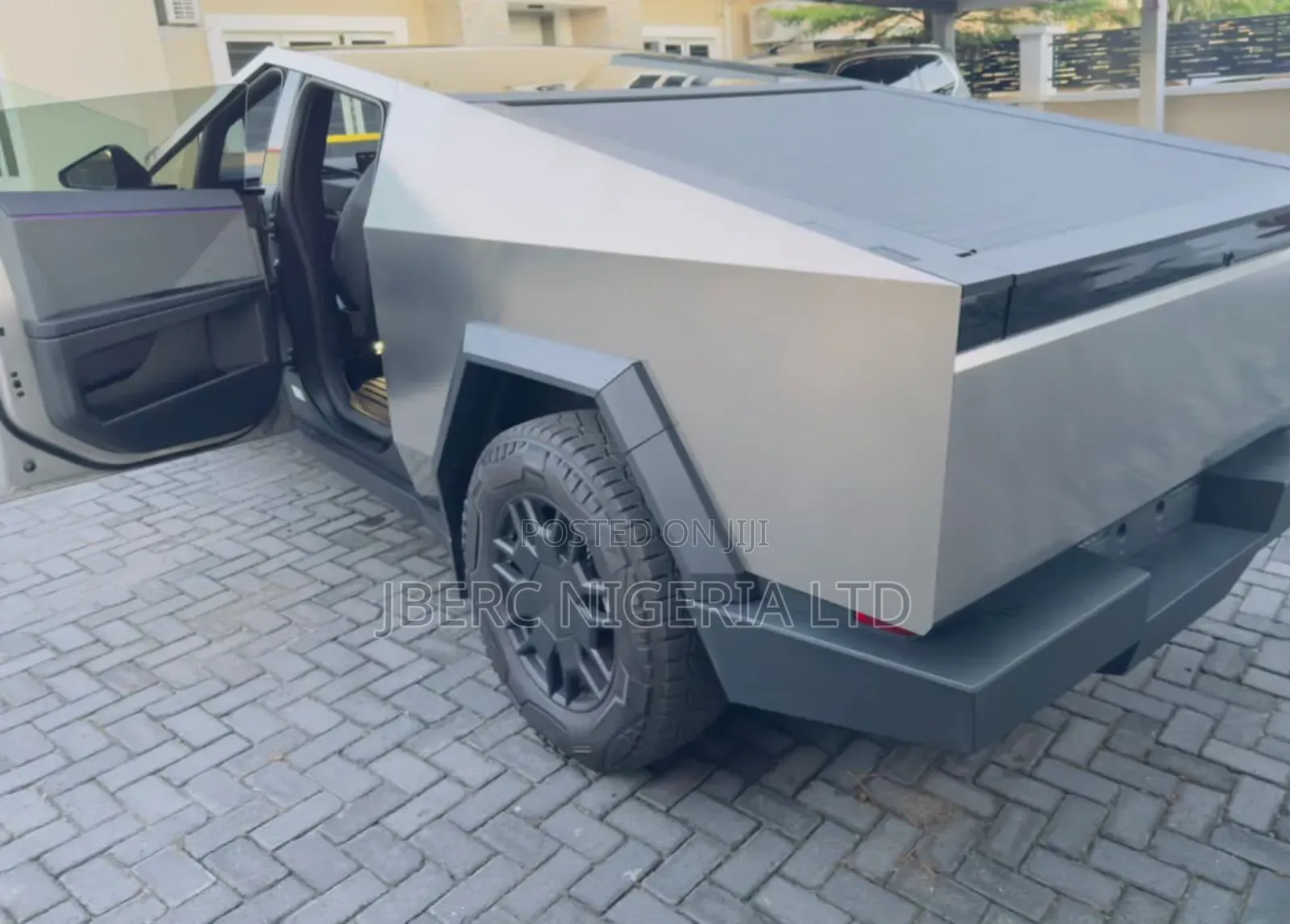New Tesla Cybertruck 2024 Gray