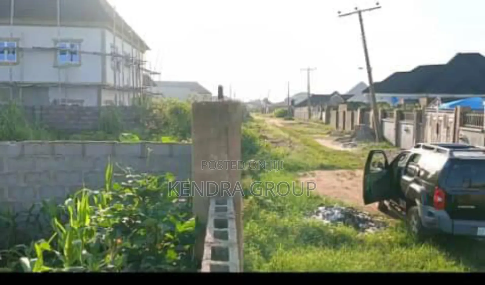 Uncompleted 3 Units of Mini Flat at Mowonla