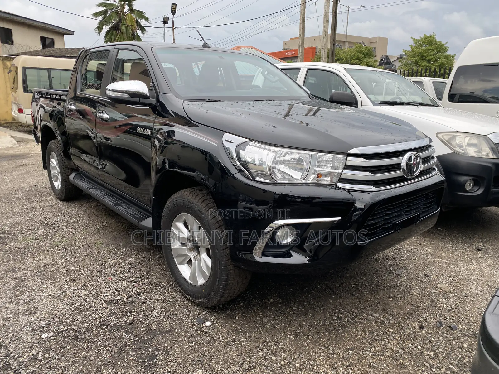 Toyota Hilux SR5 4x4 2017 Black