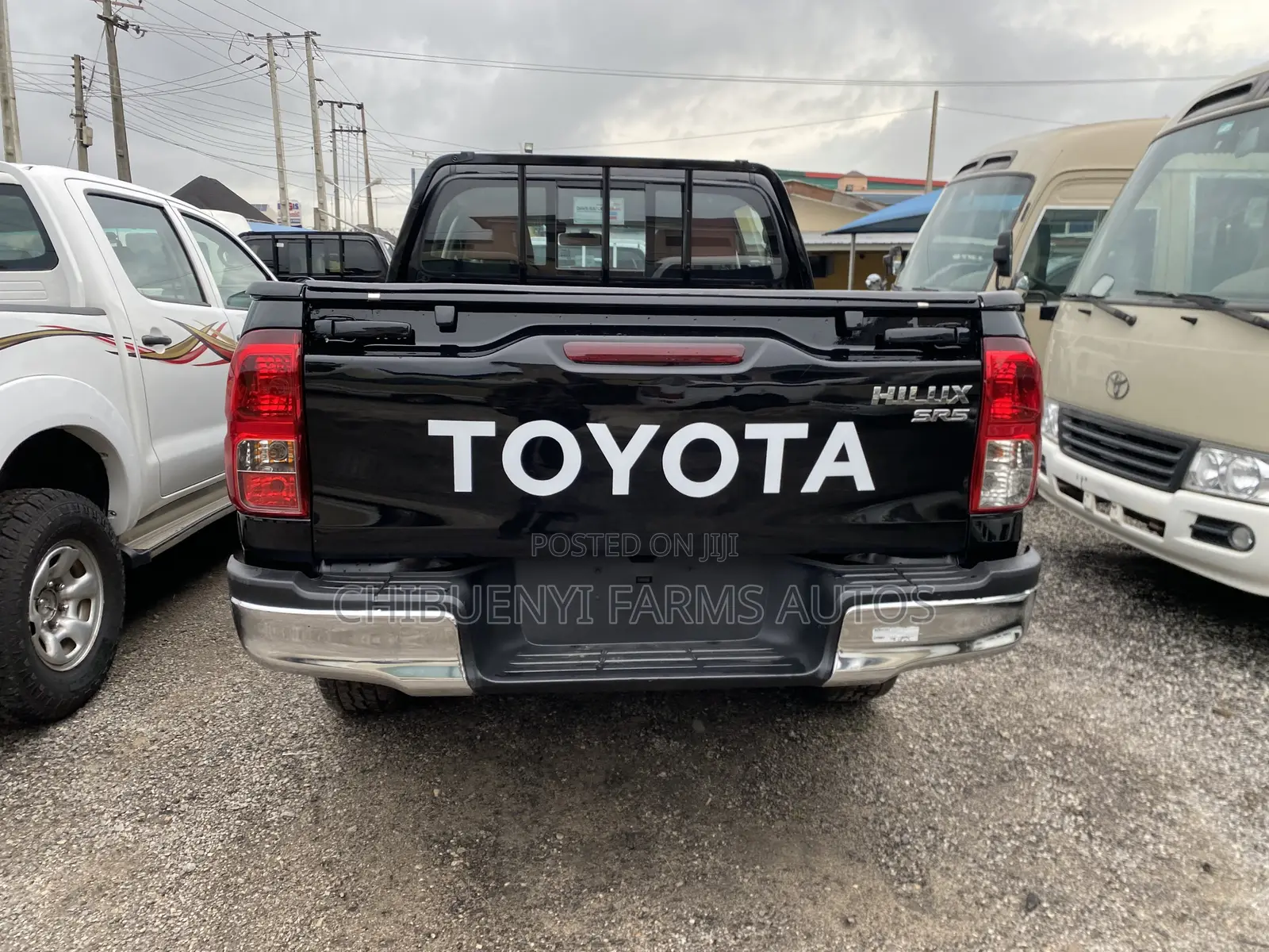 Toyota Hilux SR5 4x4 2017 Black