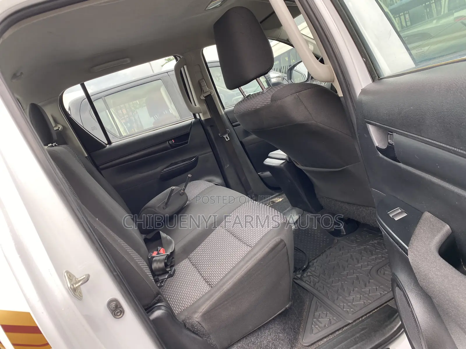 Toyota Hilux SR5+ 4x4 2018 White