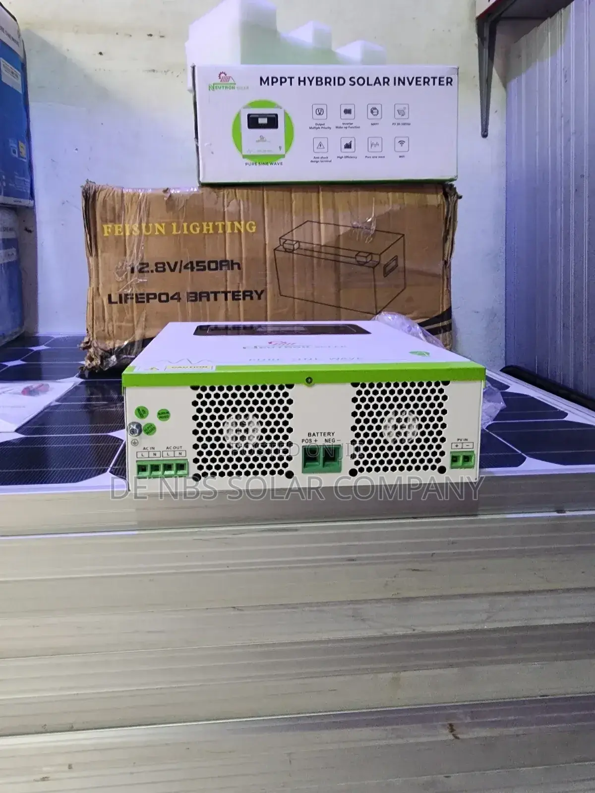 3.5kva 24v Neutron Solar Hybrid Inverter