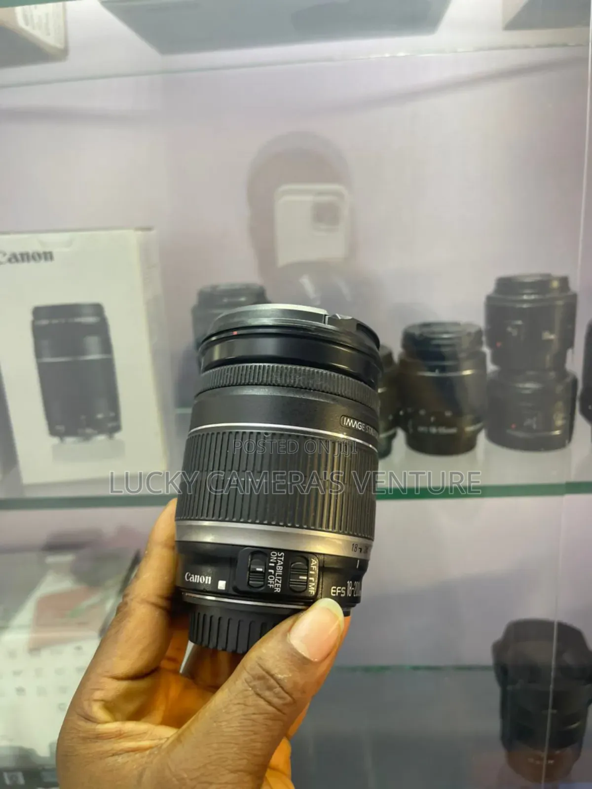 Canon 18 - 200mm Lens