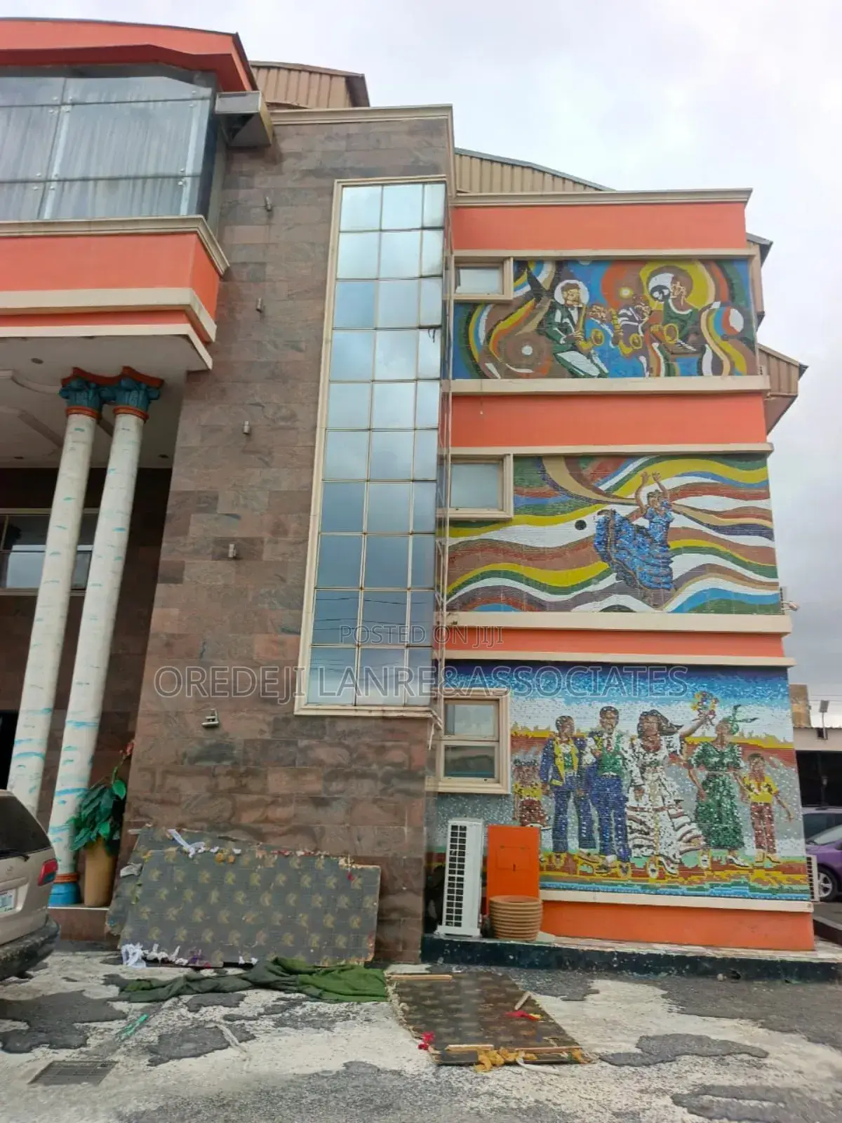 A Commercial Property on 6 Plots of Land
