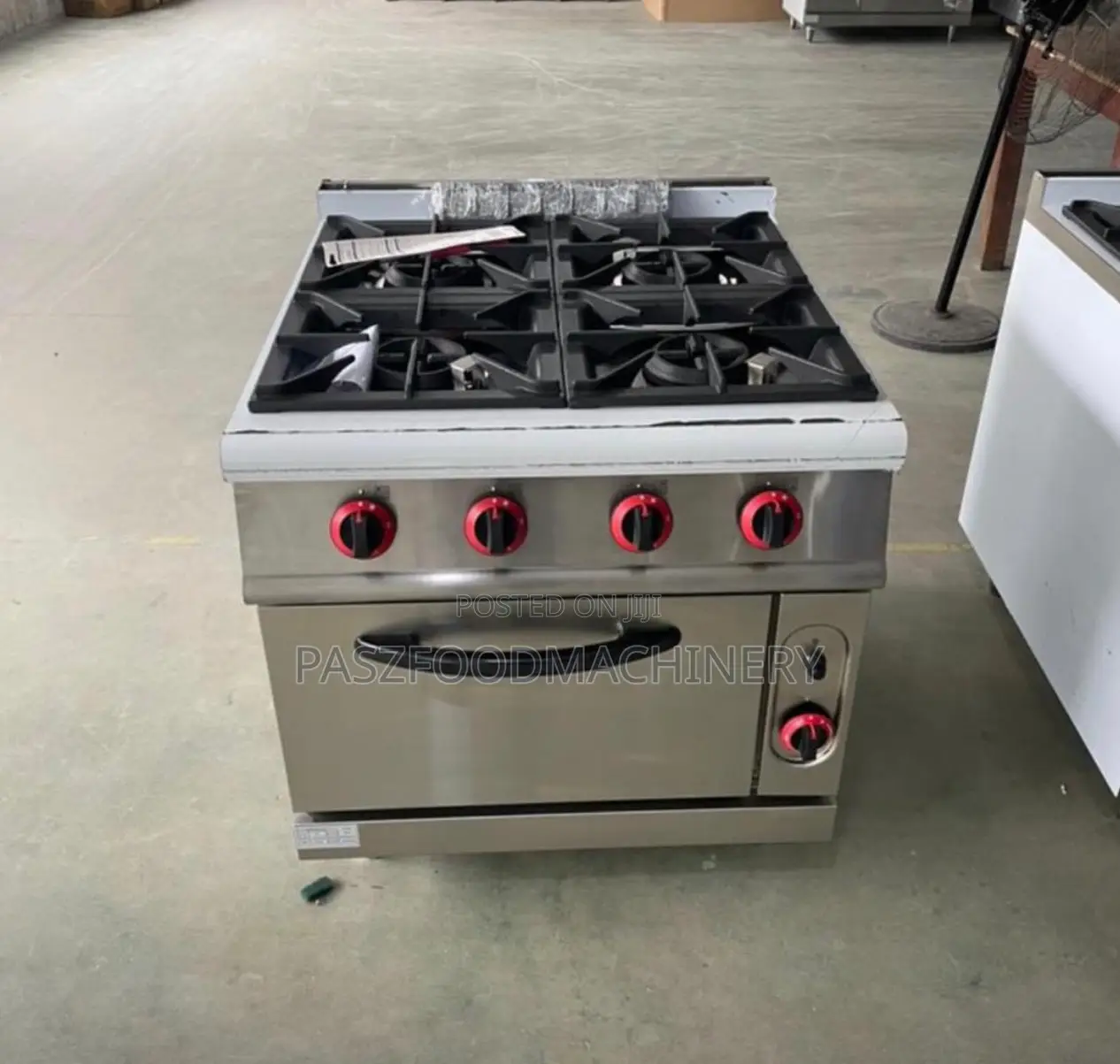 4 Burner Cooking Range With Cabinet