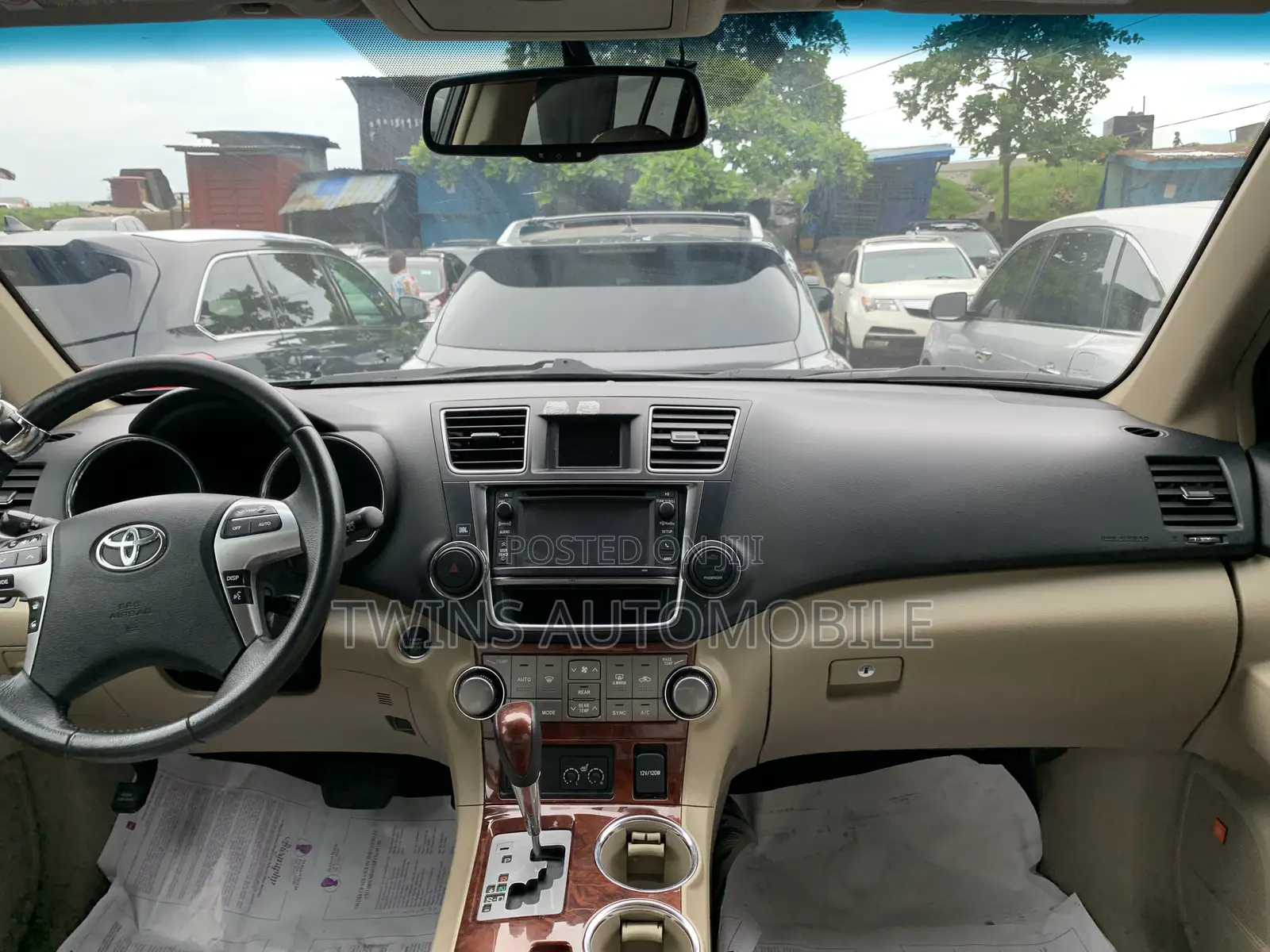 Toyota Highlander Limited 3.5l 4WD 2013 Black