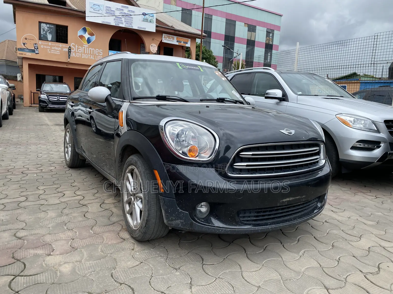Mini Countryman Cooper FWD 2015 Black