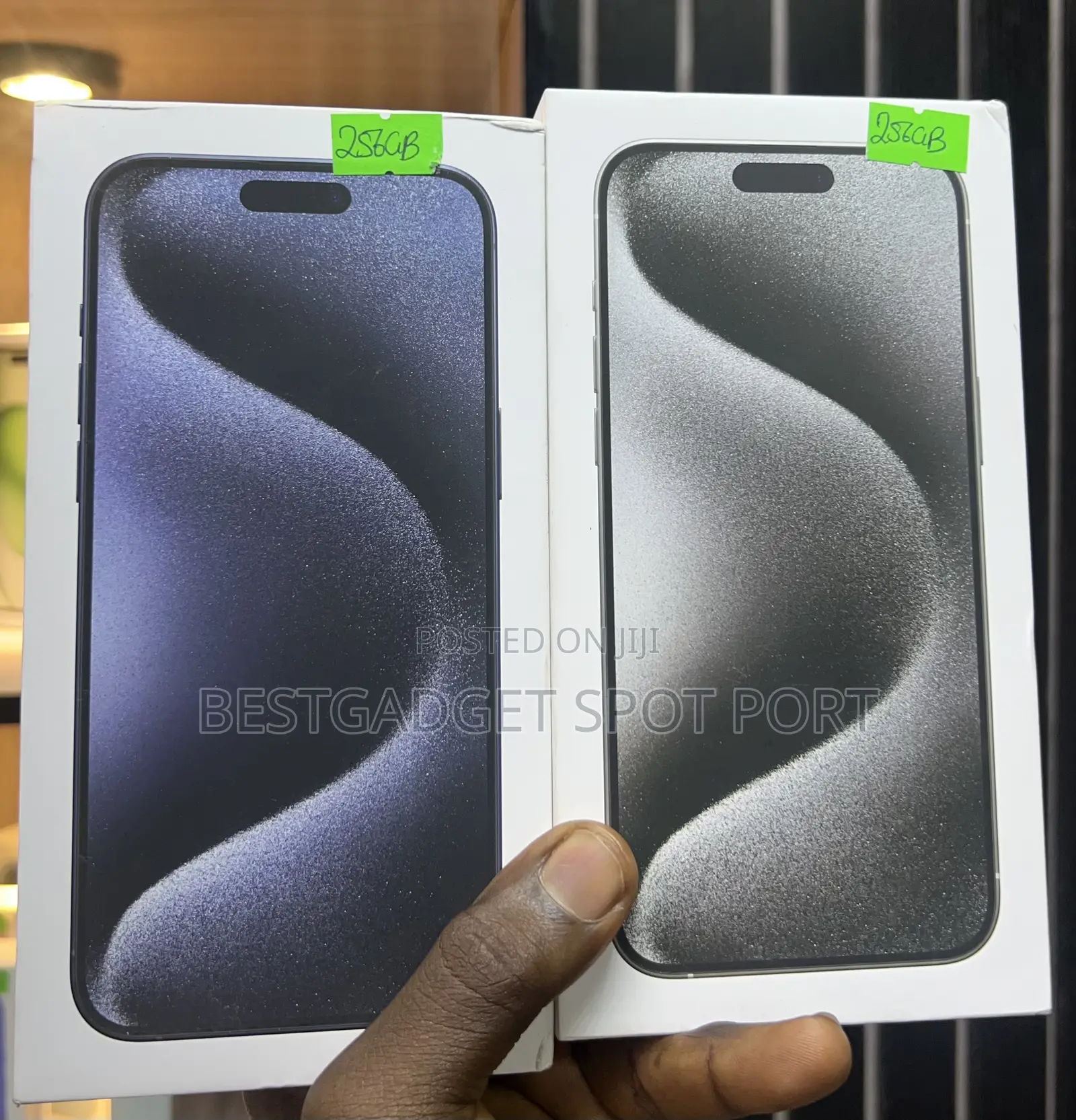 New Apple iPhone 15 Pro Max 256 GB Black