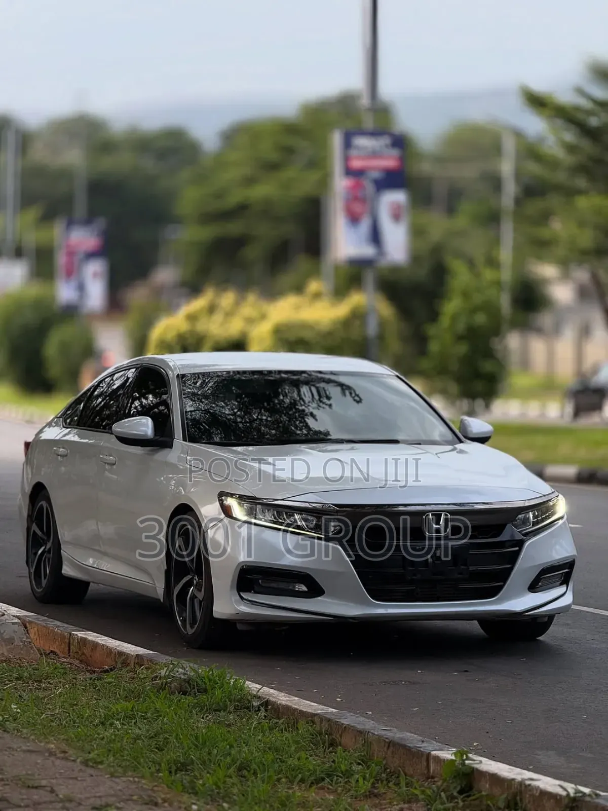 Honda Accord 2018 White