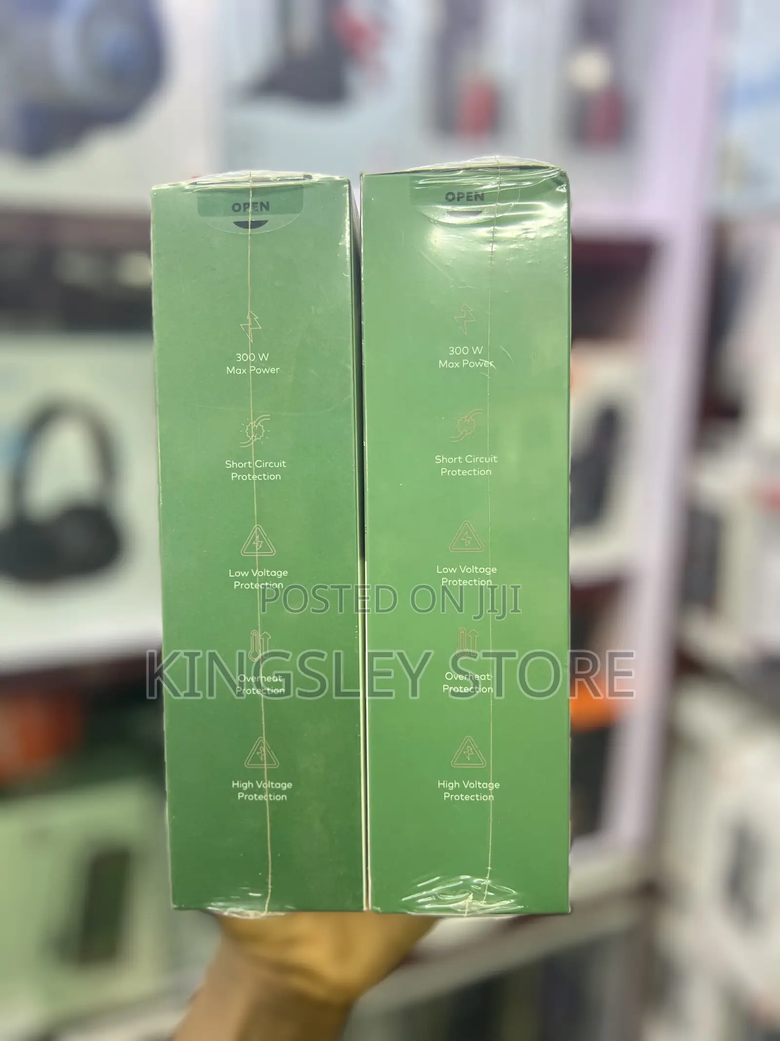 Green Lion Spark 300 Power Inverter - Black