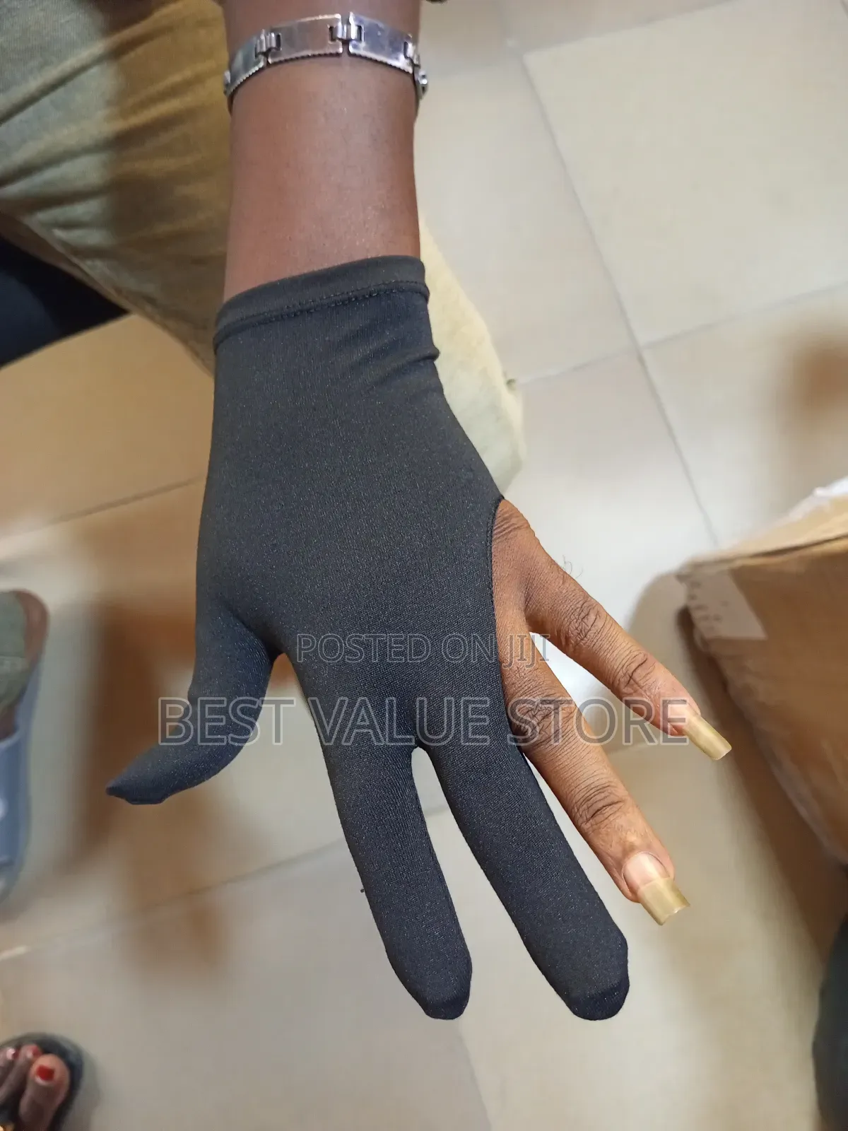 A Pair of Snooker Stick Glove