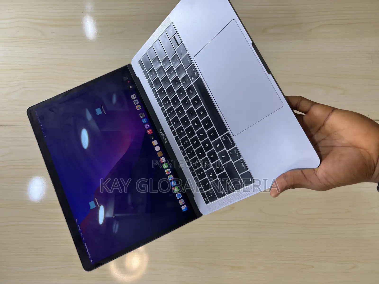 Laptop Apple MacBook Pro 2016 8GB Intel Core I5 SSD 512GB