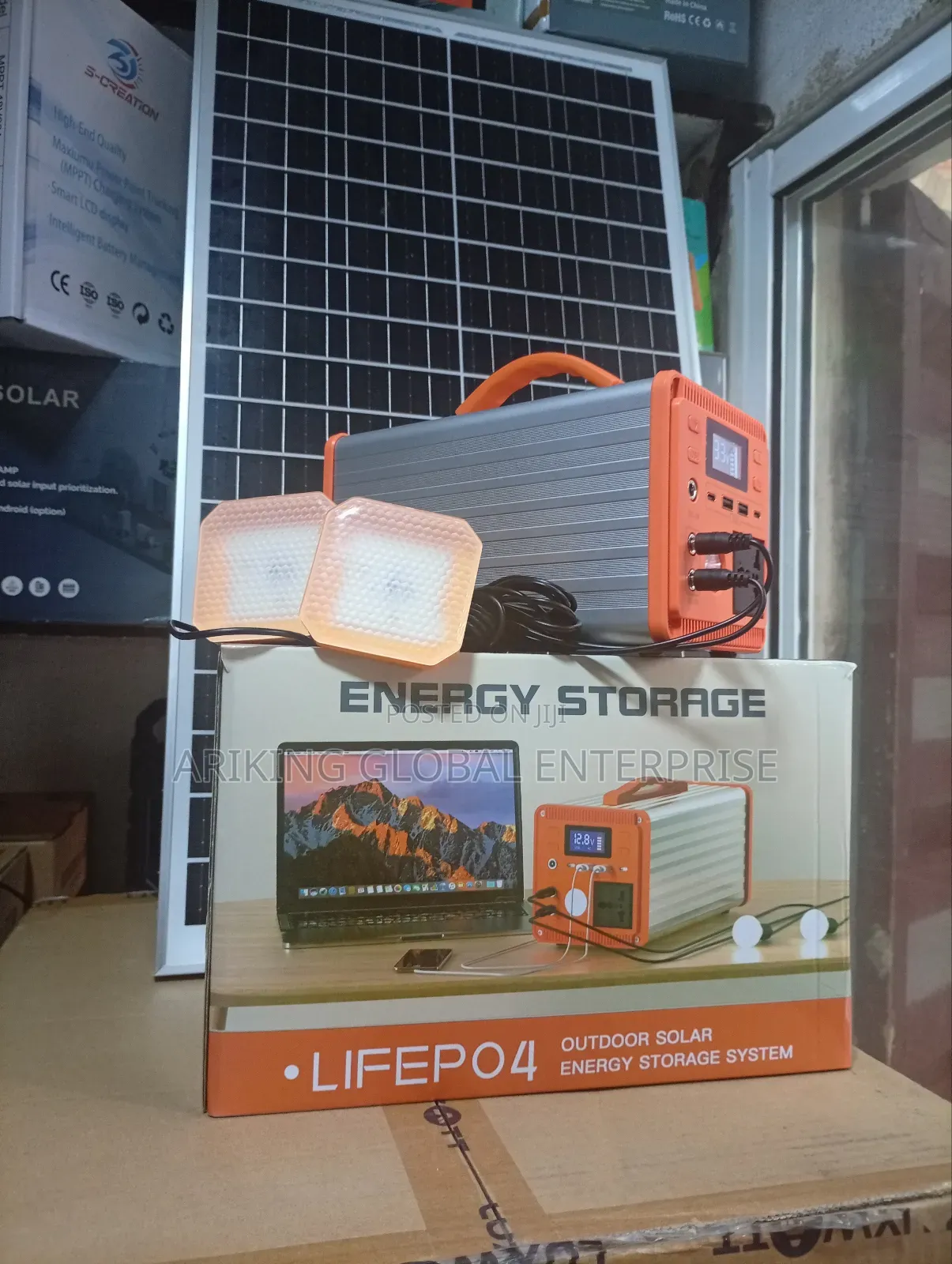 Best Portable Energy Storage 300watts That Comes With 2bulb