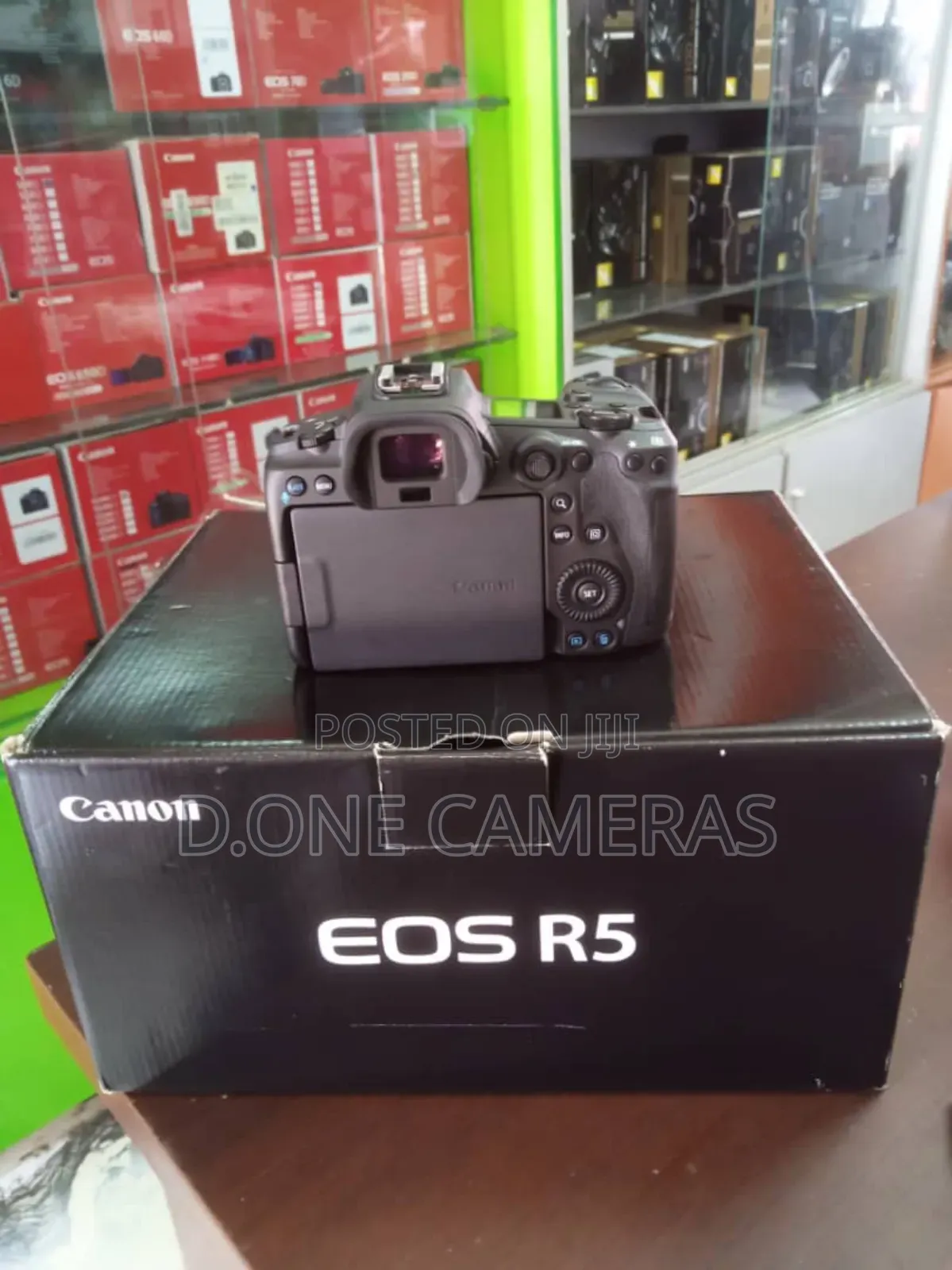 Canon Eos R5 Mirrorless Full Frame Camera